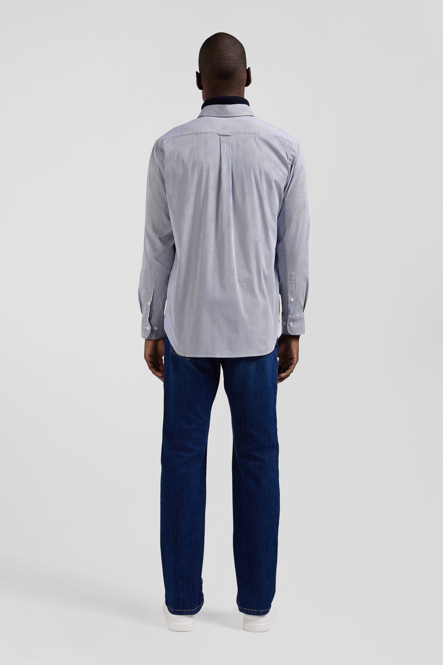 Regular navy blue cotton poplin shirt with baton stripes