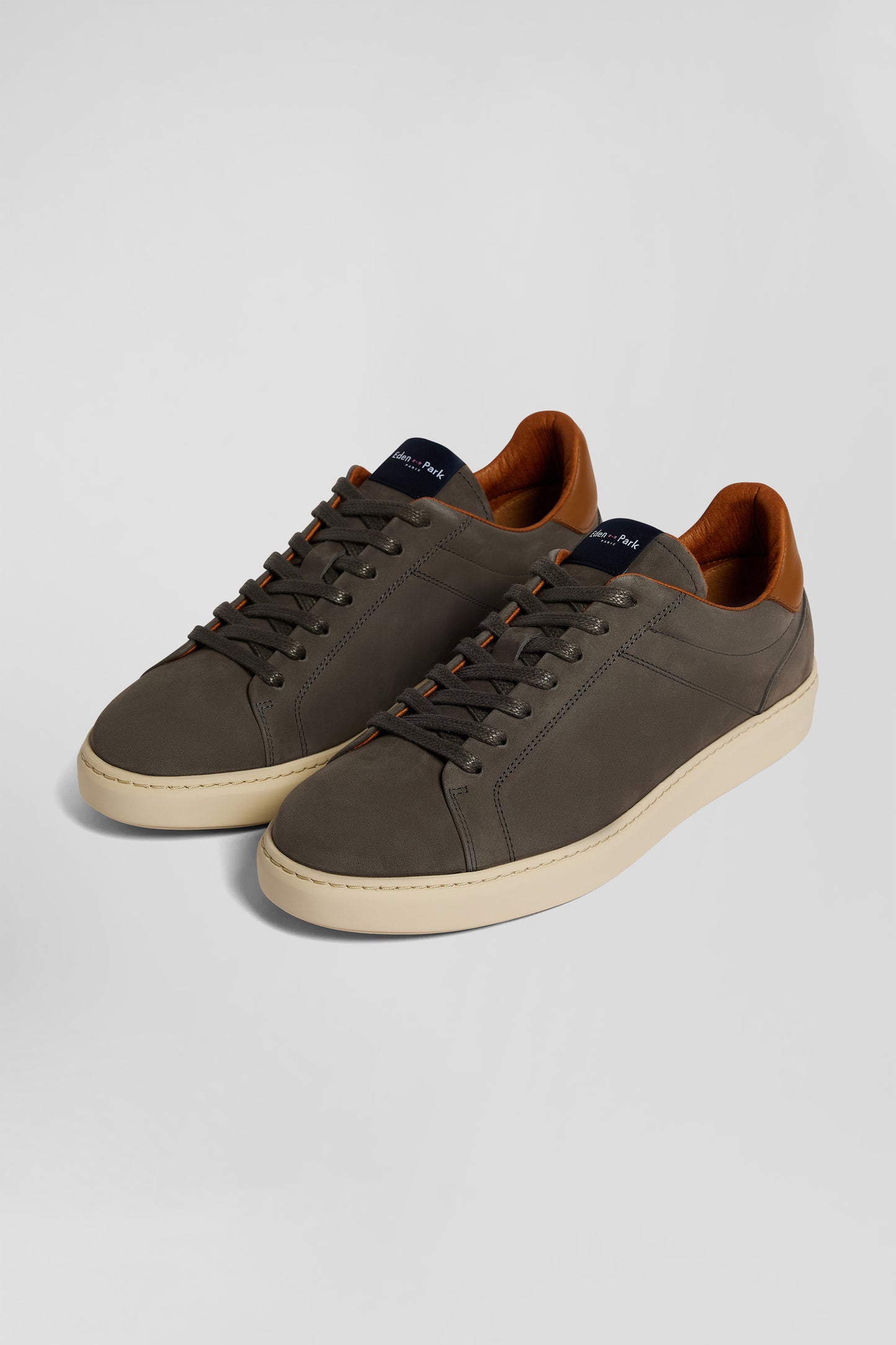 Anthracite grey grained leather low-top sneakers