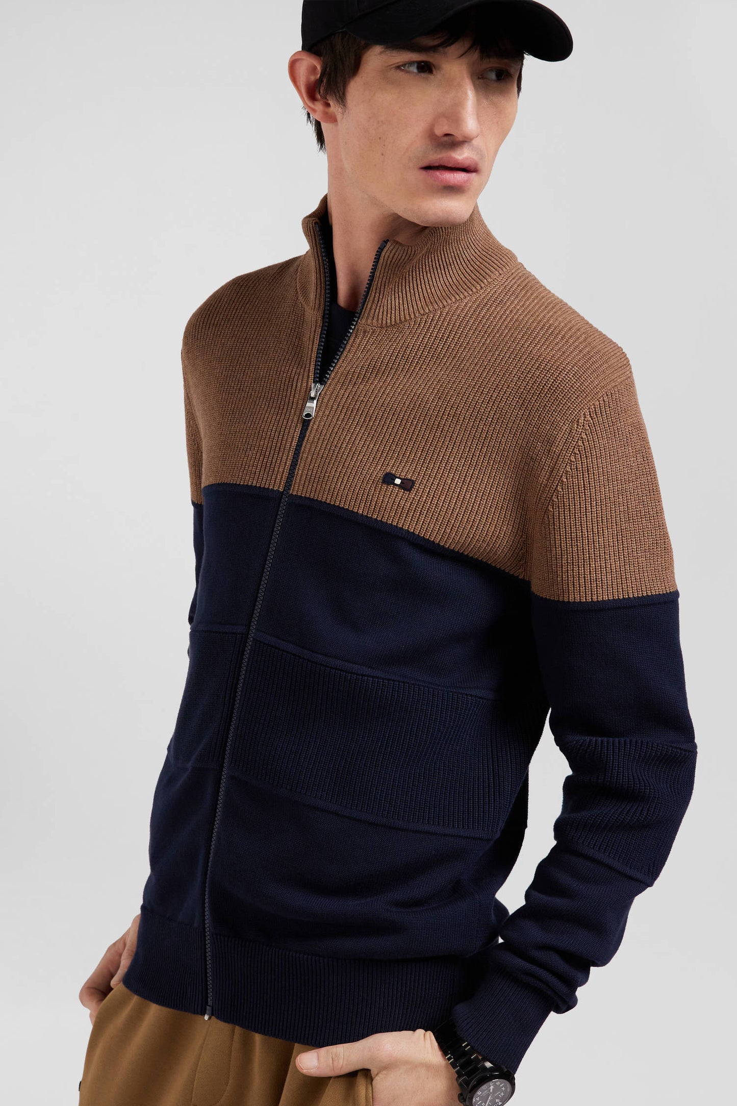 Navy and hazelnut cotton cardigan with zip and stand-up collar