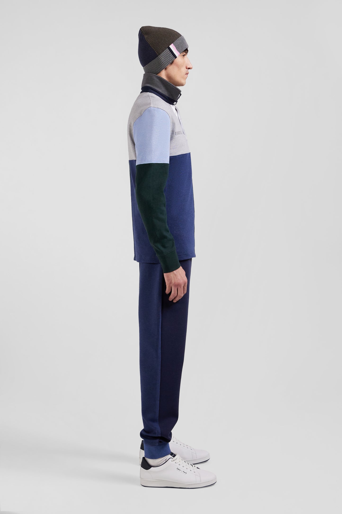 Long-sleeved cut and sewn jersey in sky cotton, regular fit