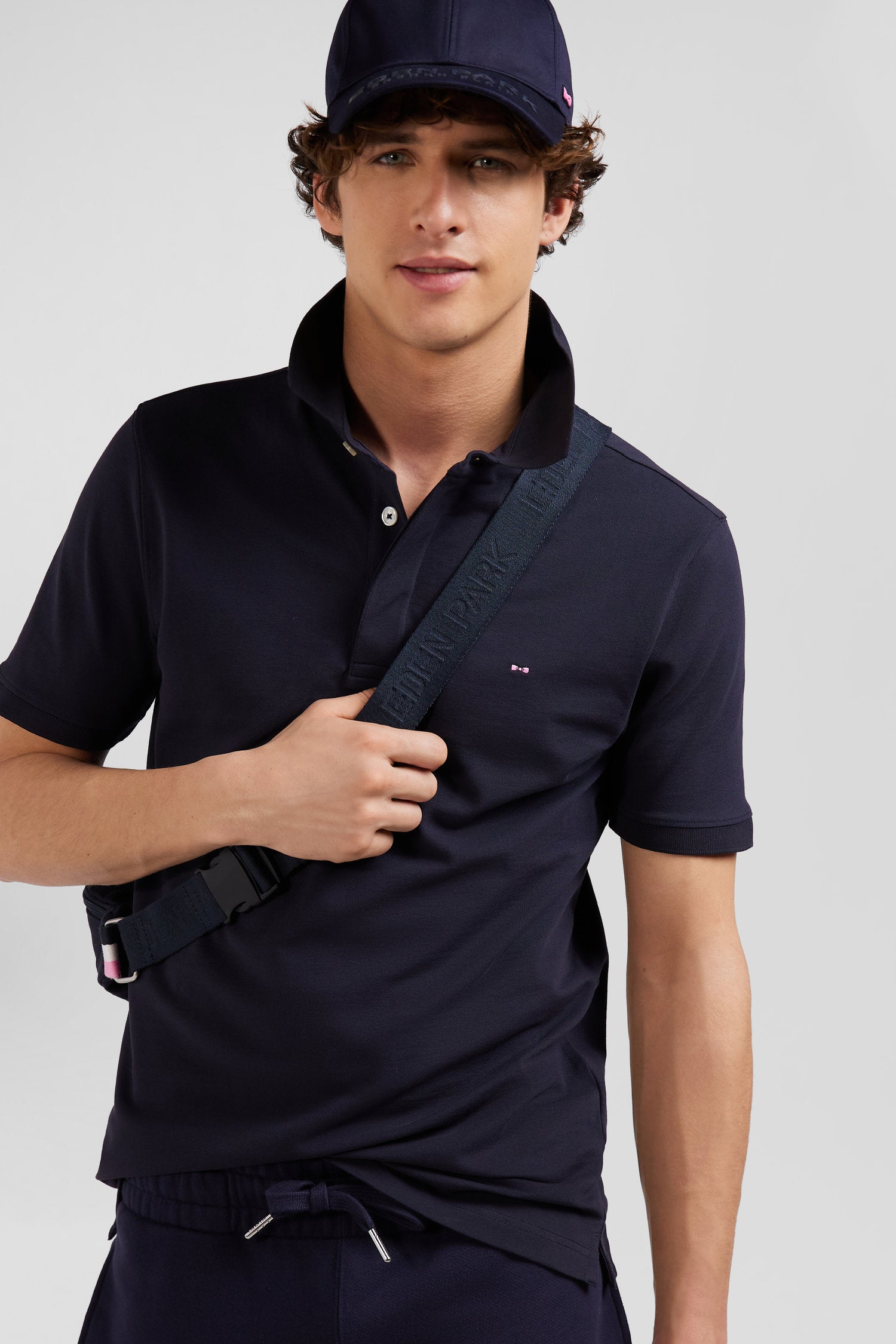 Slim navy blue short-sleeved cotton piqué polo shirt