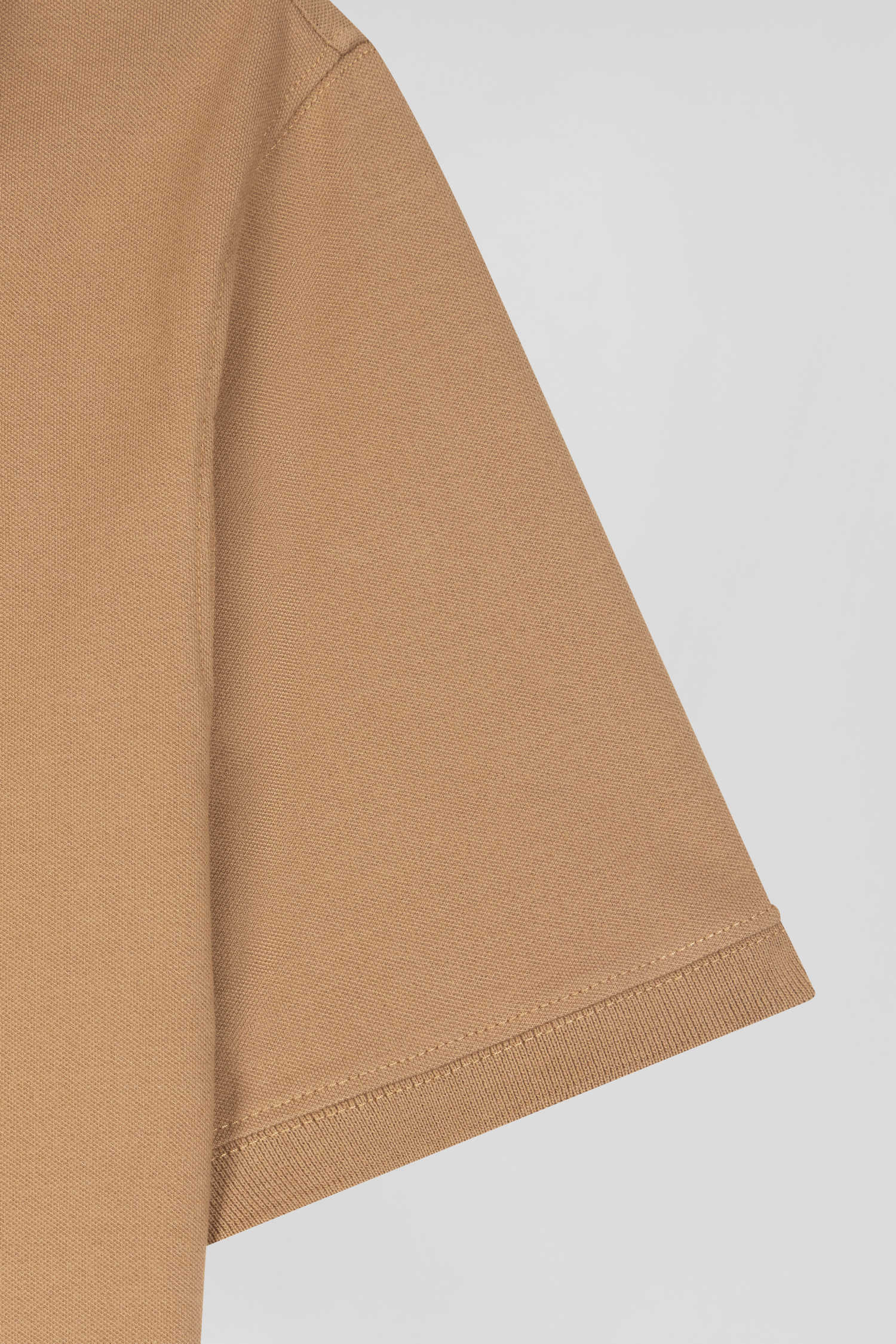 Slim camel short-sleeved stretch cotton polo shirt