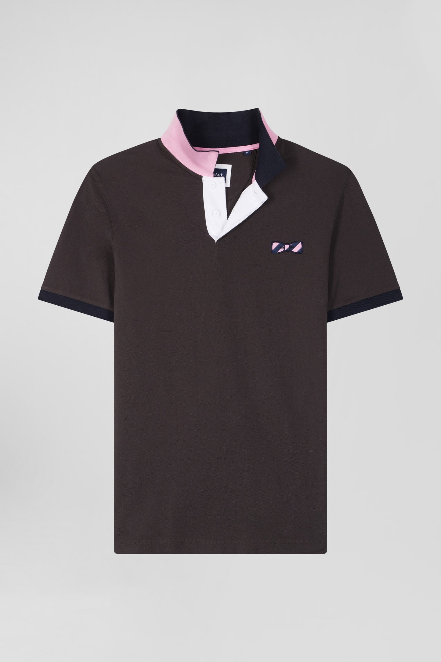 Regular brown short-sleeved cotton piqué polo shirt with striped embroidery