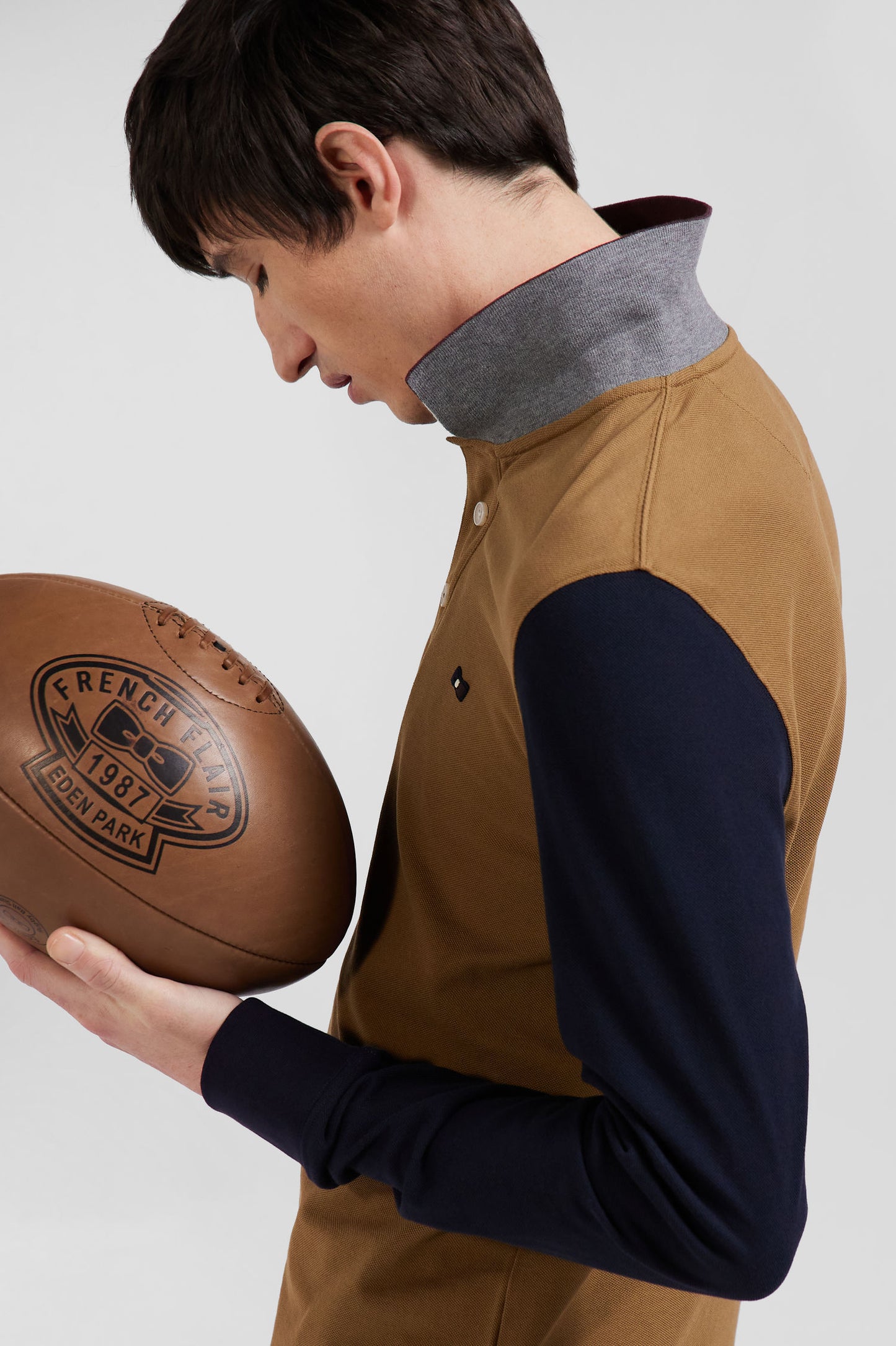 Long-sleeved polo shirt in two-tone cotton piqué with hazelnut jacquard collar Regular fit