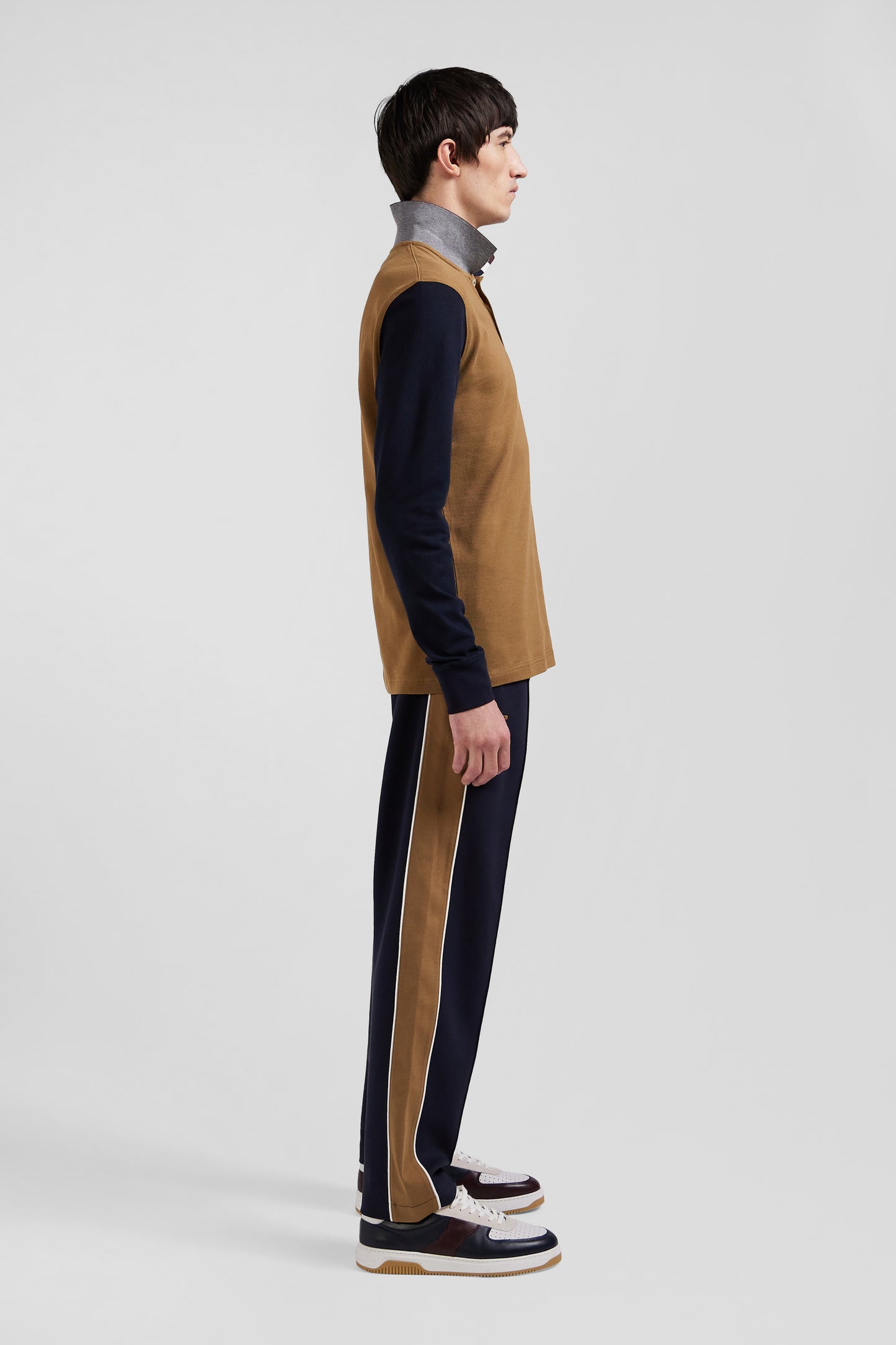 Long-sleeved polo shirt in two-tone cotton piqué with hazelnut jacquard collar Regular fit