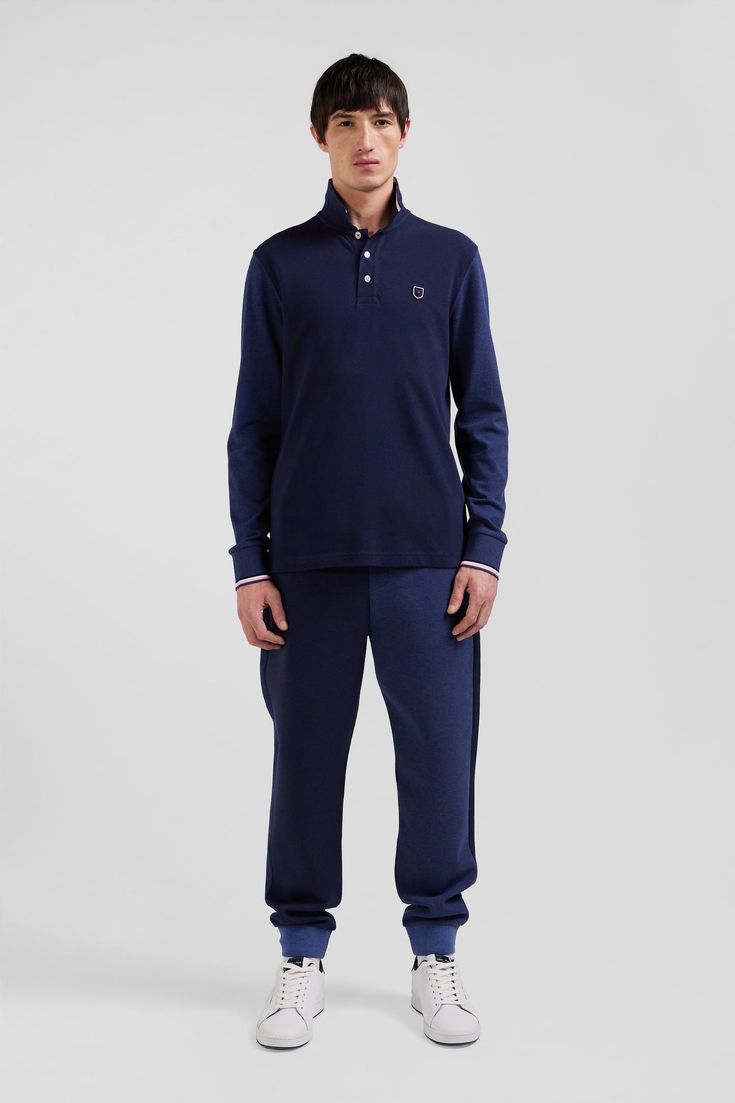 Regular navy long-sleeved cotton piqué polo shirt with jacquard collar and rubber badge