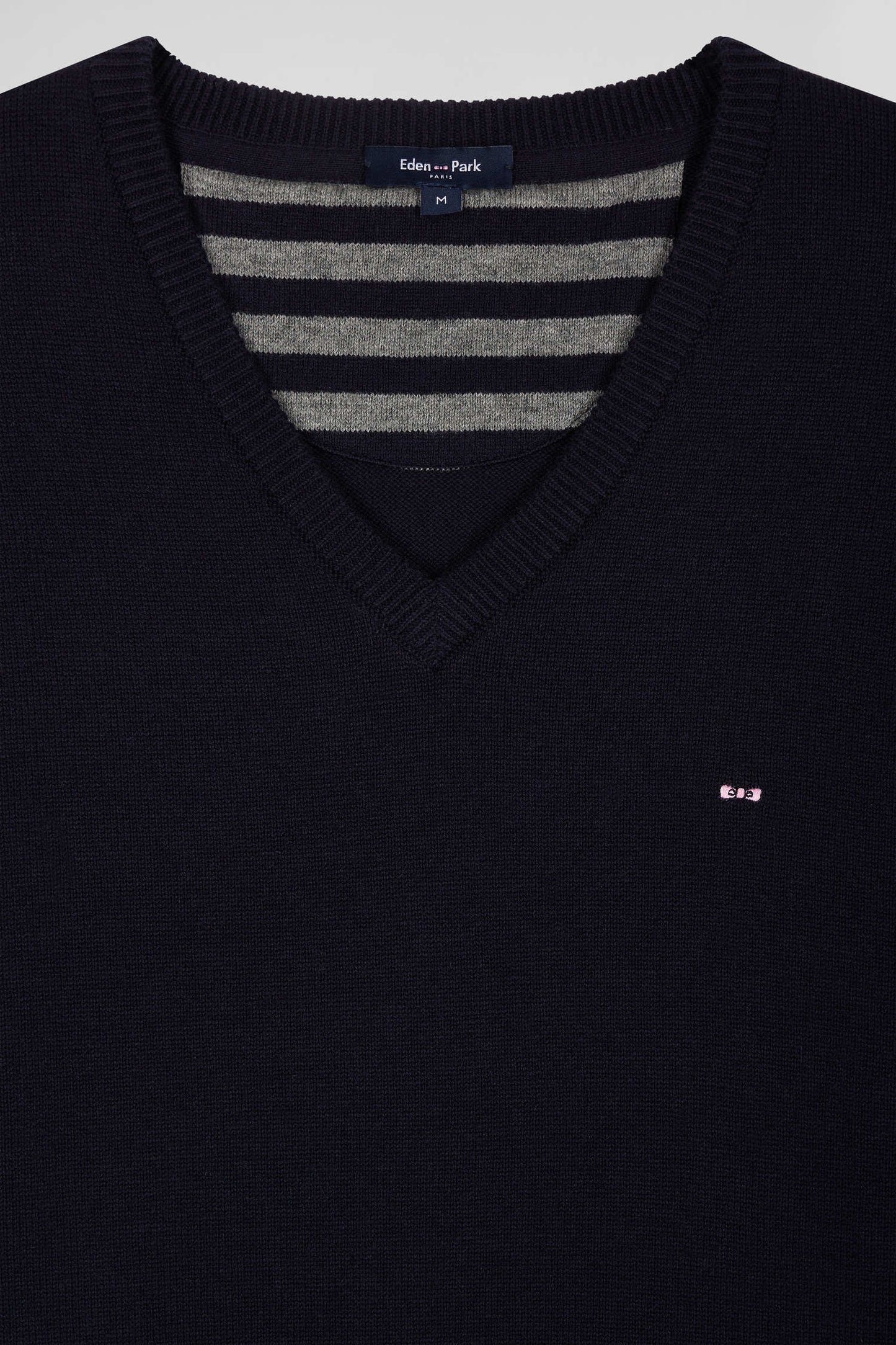Regular navy wool and cotton V-neck jumper with striped details