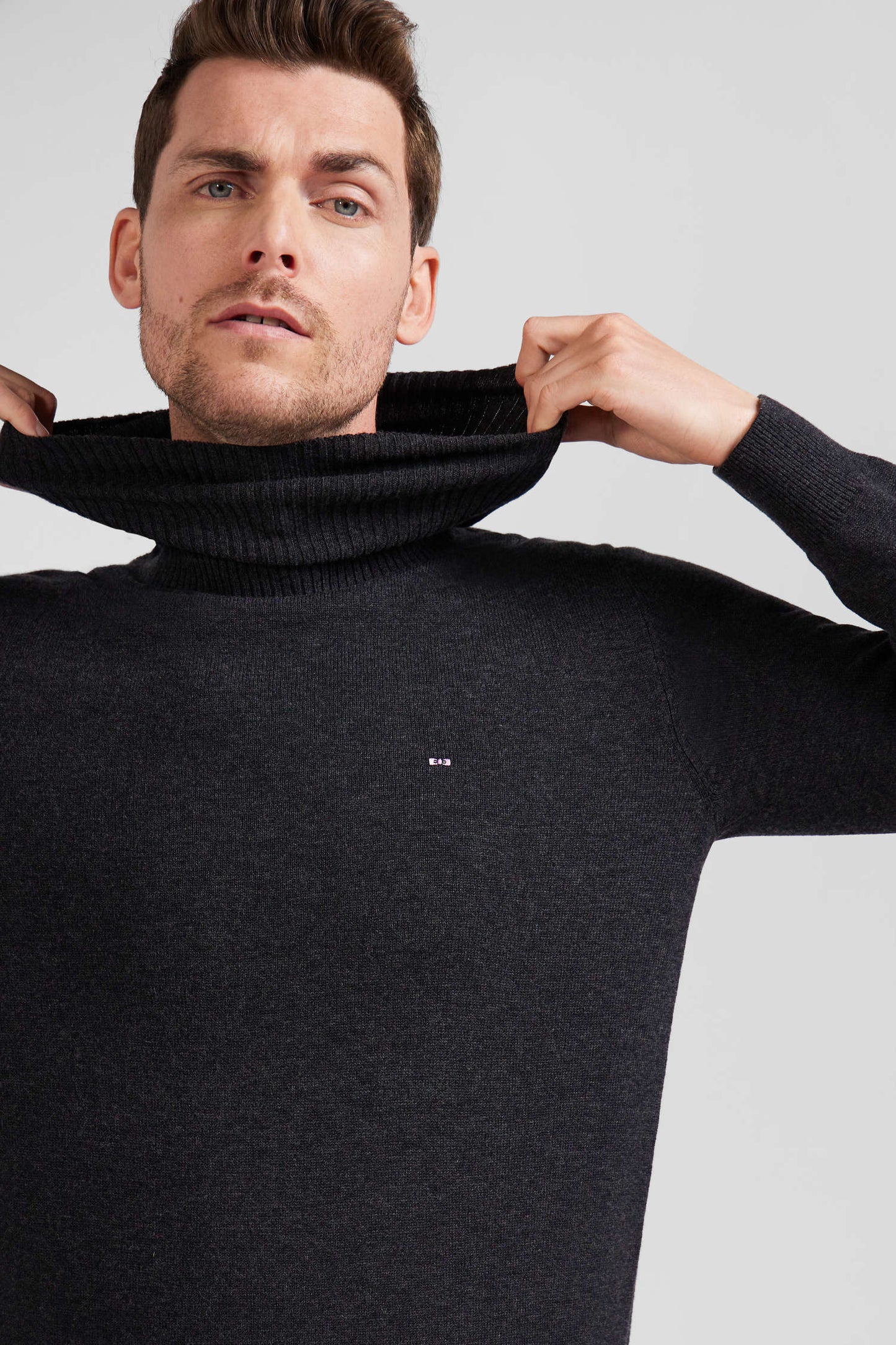 Regular anthracite grey wool and cotton turtleneck jumper