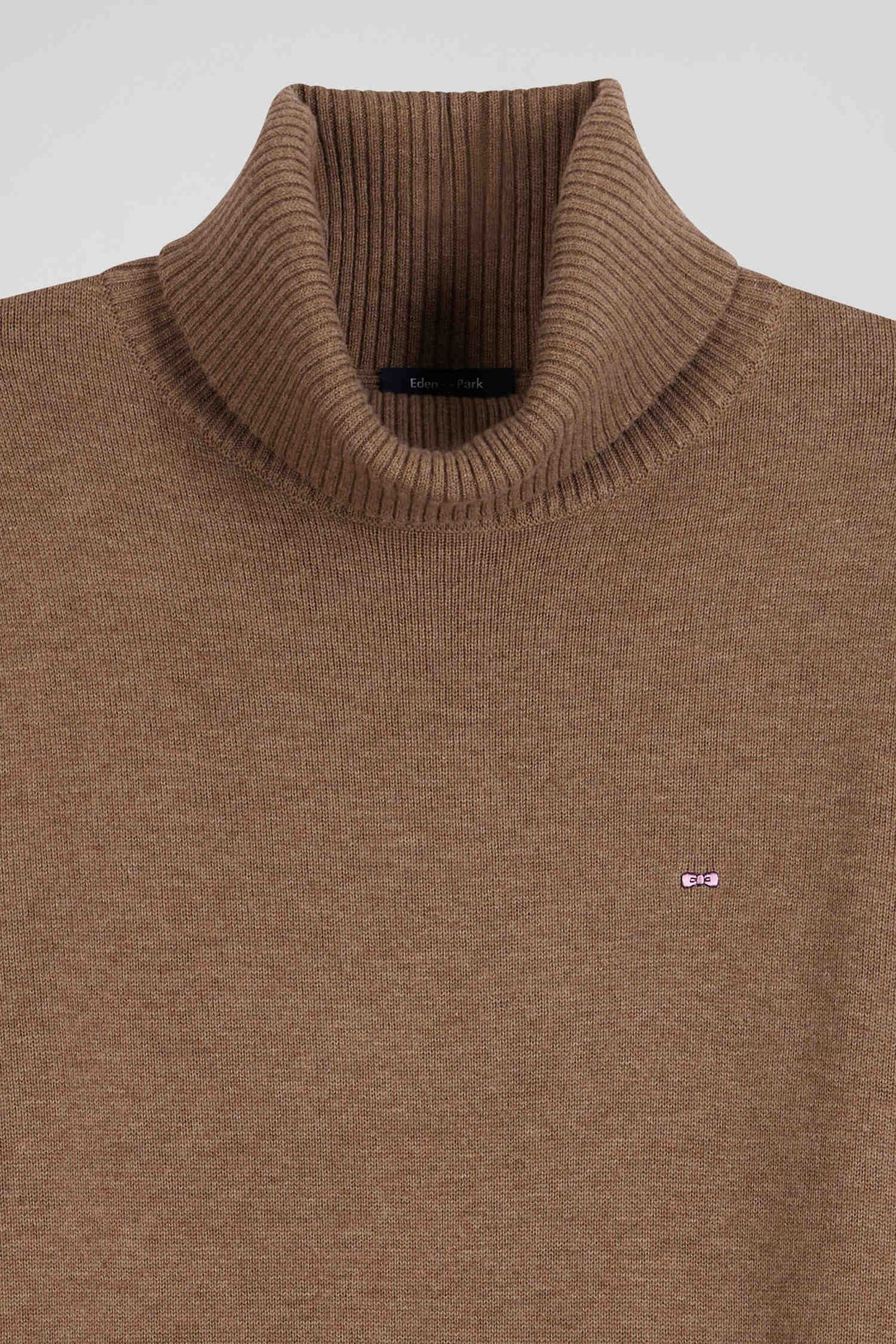 Regular camel wool and cotton turtleneck jumper