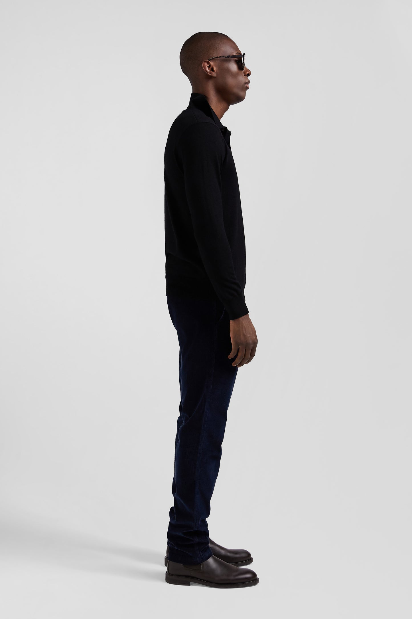 Regular black wool jumper with rugby shirt collar