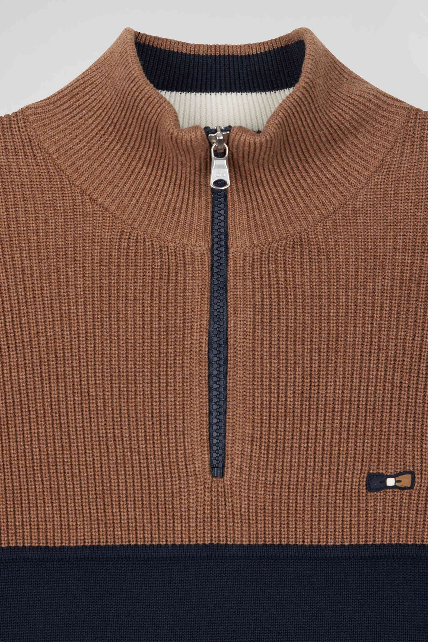 Regular camel cotton semi-zipped jumper with knit patterns