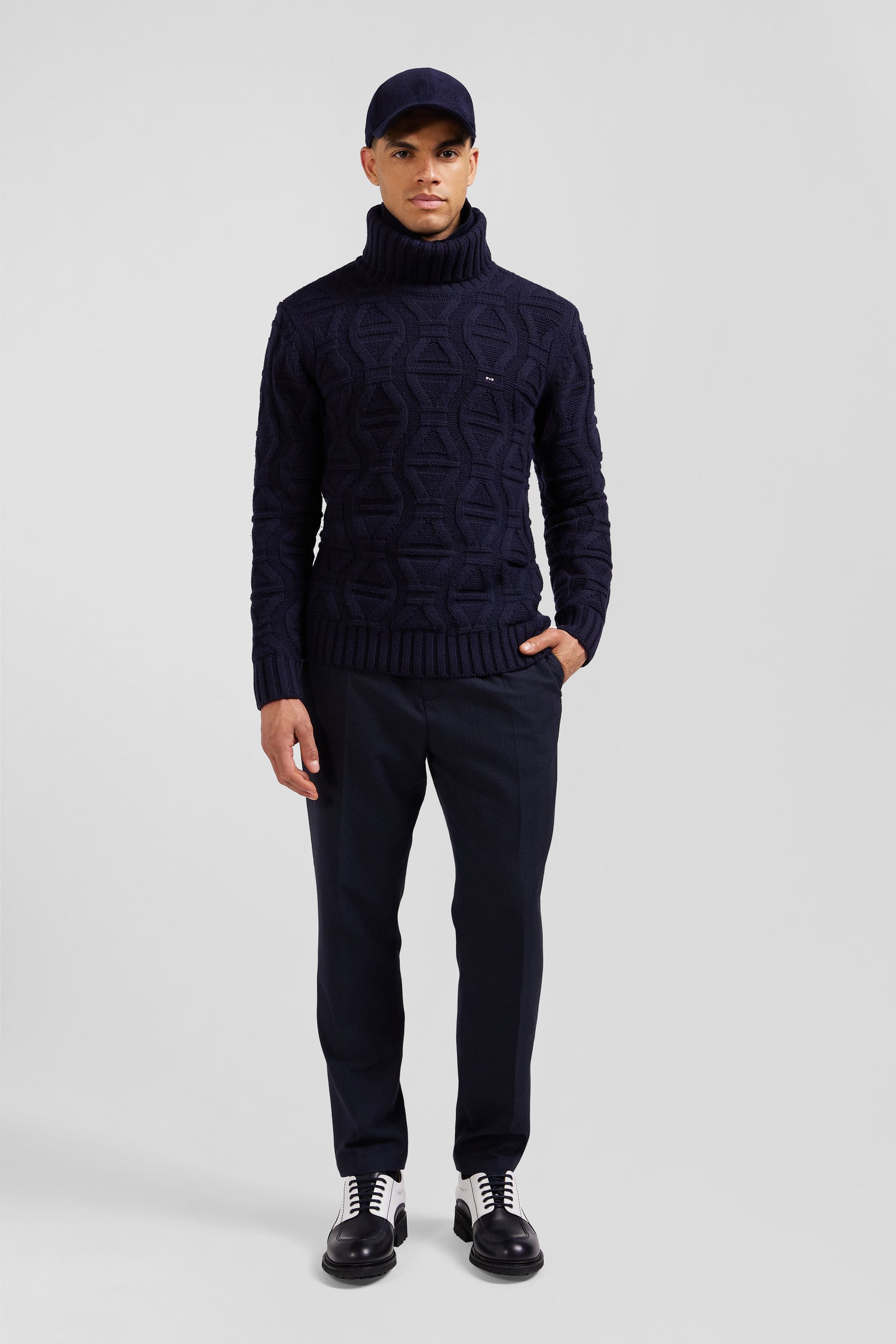 Regular navy blue virgin wool and recycled polyamide turtleneck jumper with 3D knitting