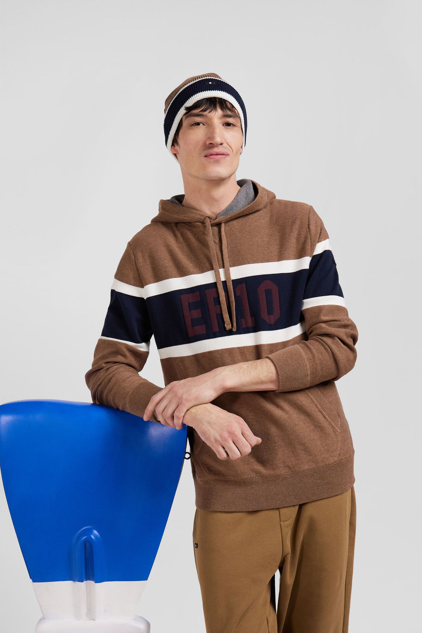 Regular camel cotton hooded jumper with EP10 jacquard