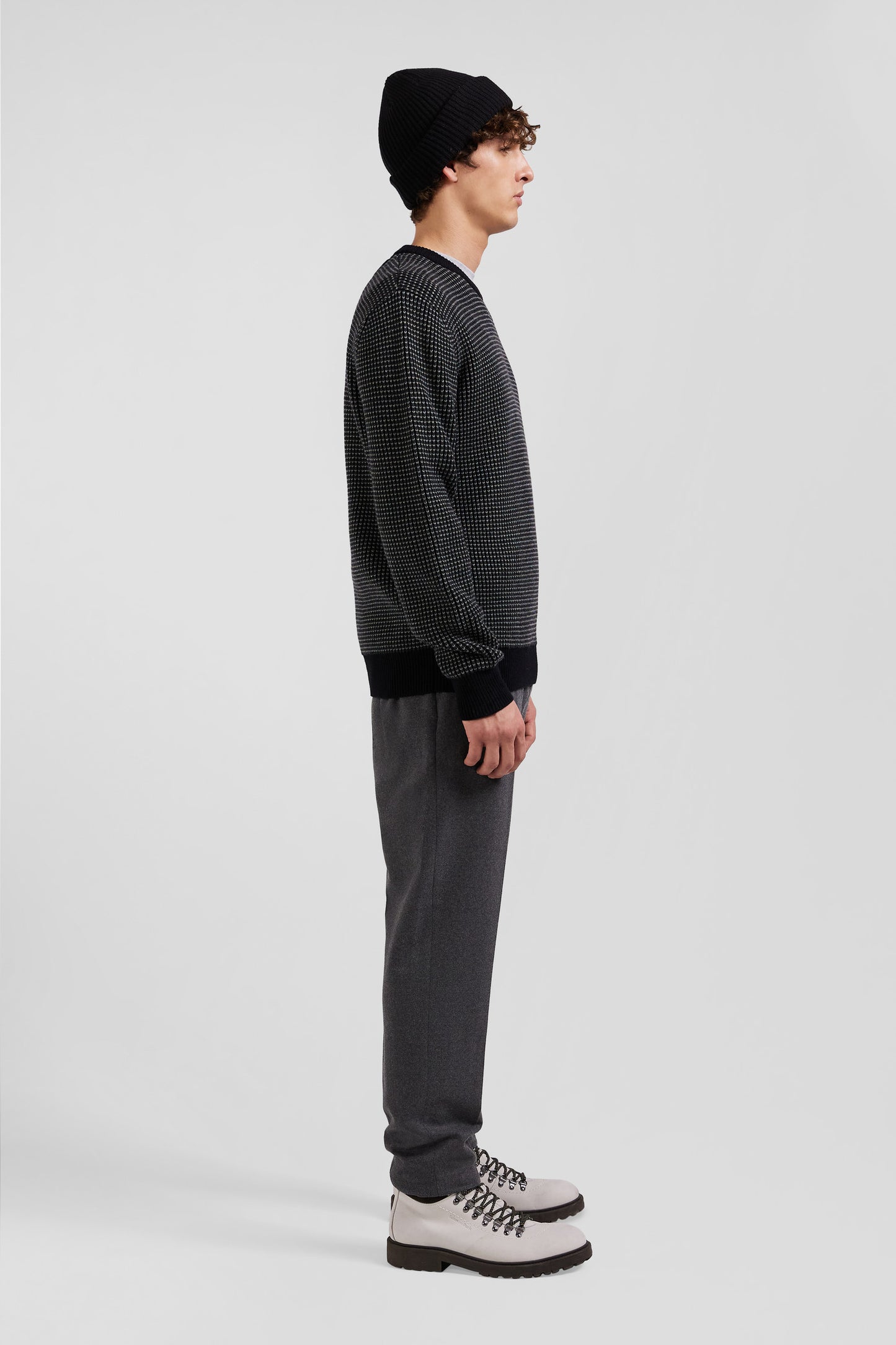 Regular black wool and cotton crew neck jumper