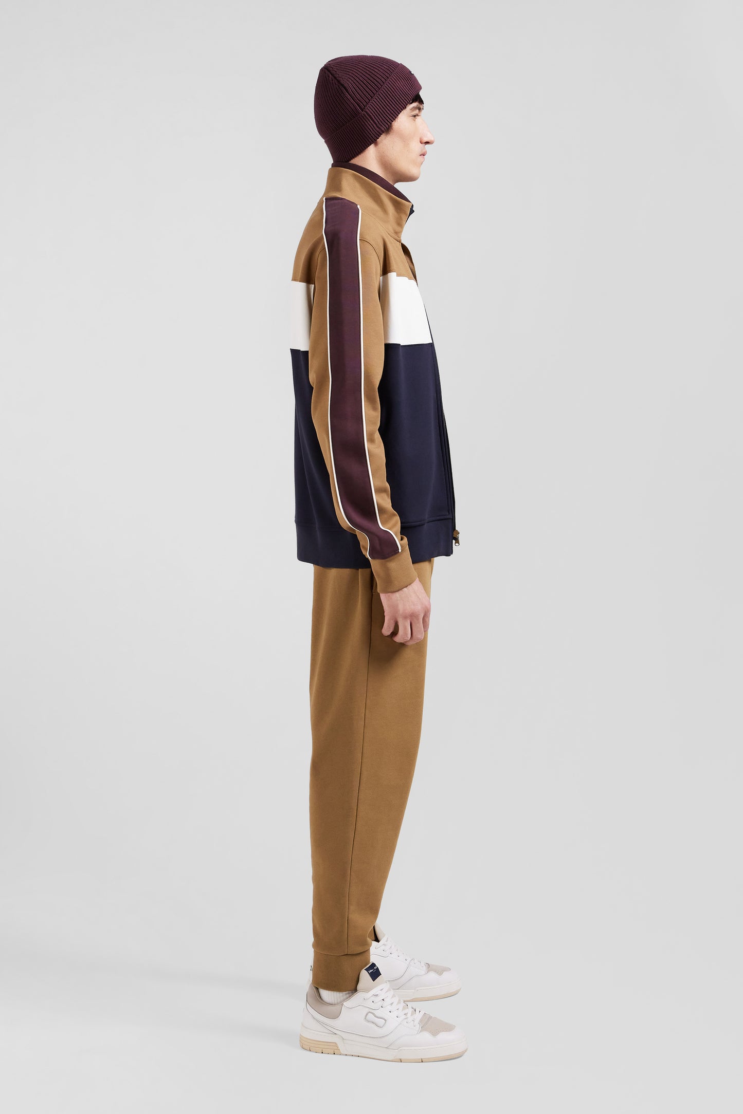 Colorblock zip-up sweatshirt in hazelnut cotton blend, regular fit