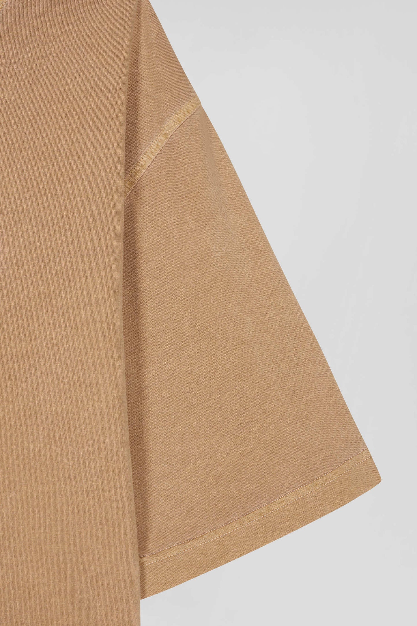 Unisex short-sleeved T-shirt in plain hazelnut overdyed cotton, Oversized cut