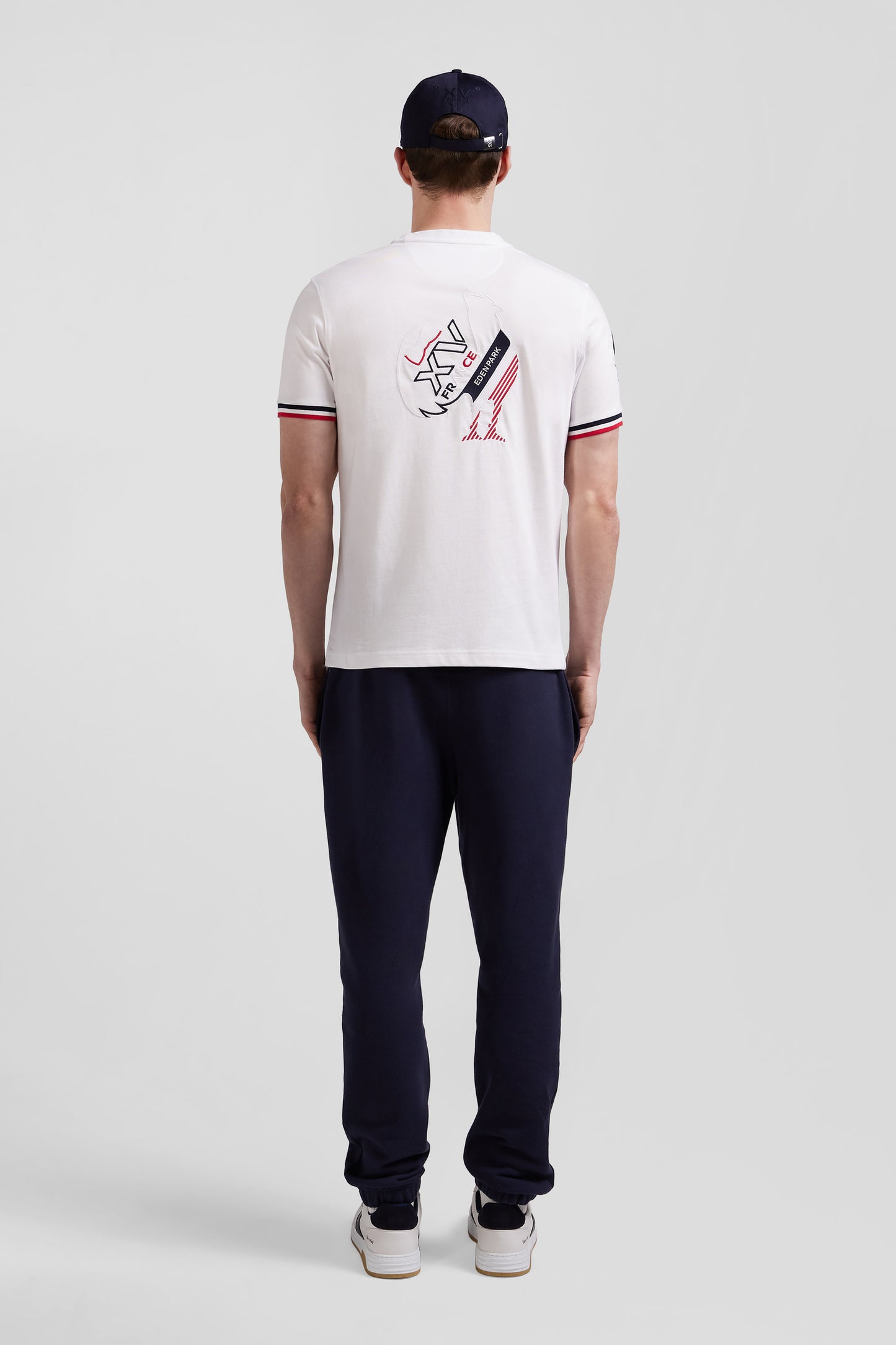 Regular white short-sleeved cotton T-shirt with tricolor XV de France embroidery