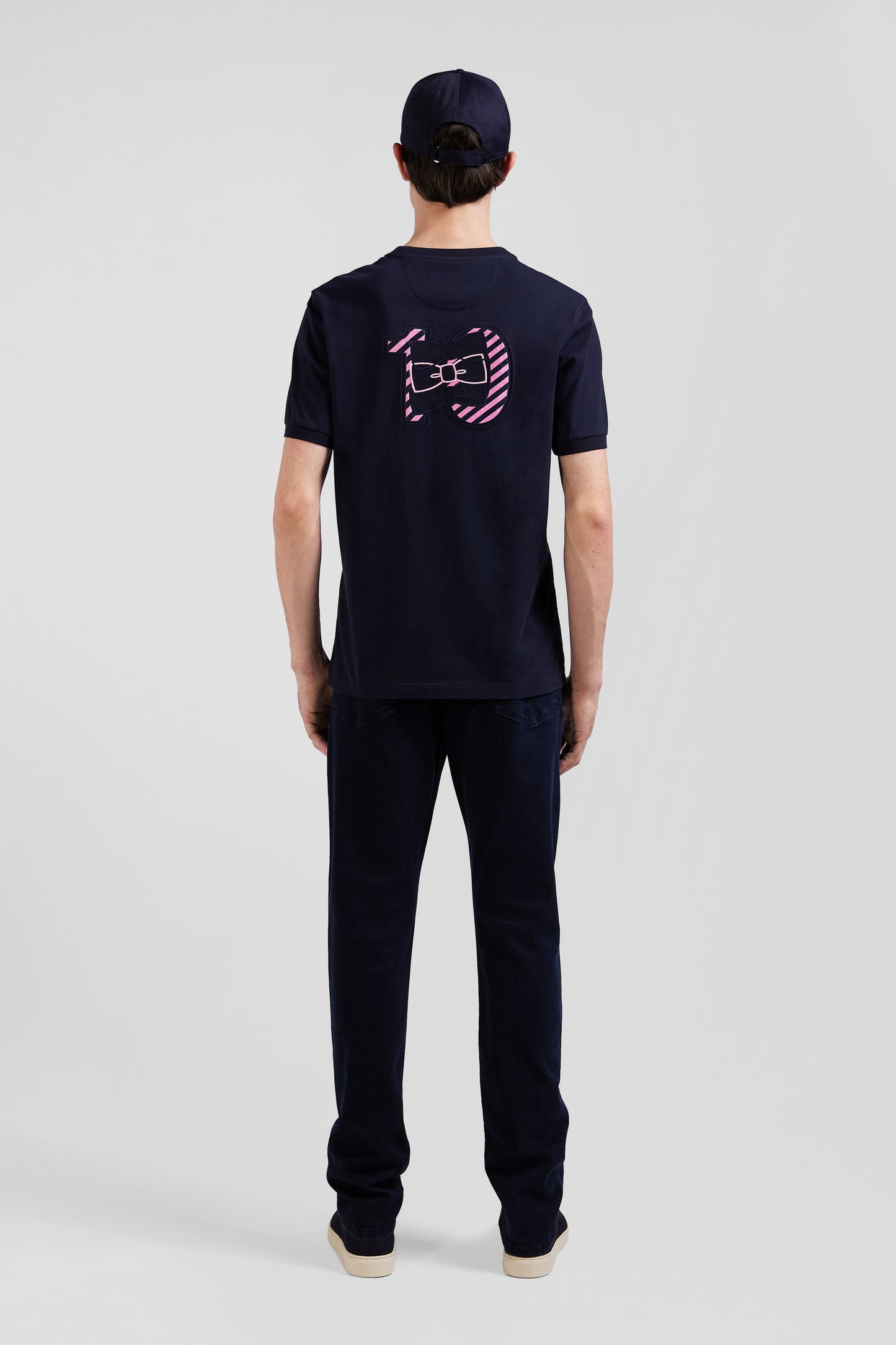 Regular navy short-sleeved cotton T-shirt with striped embroidery