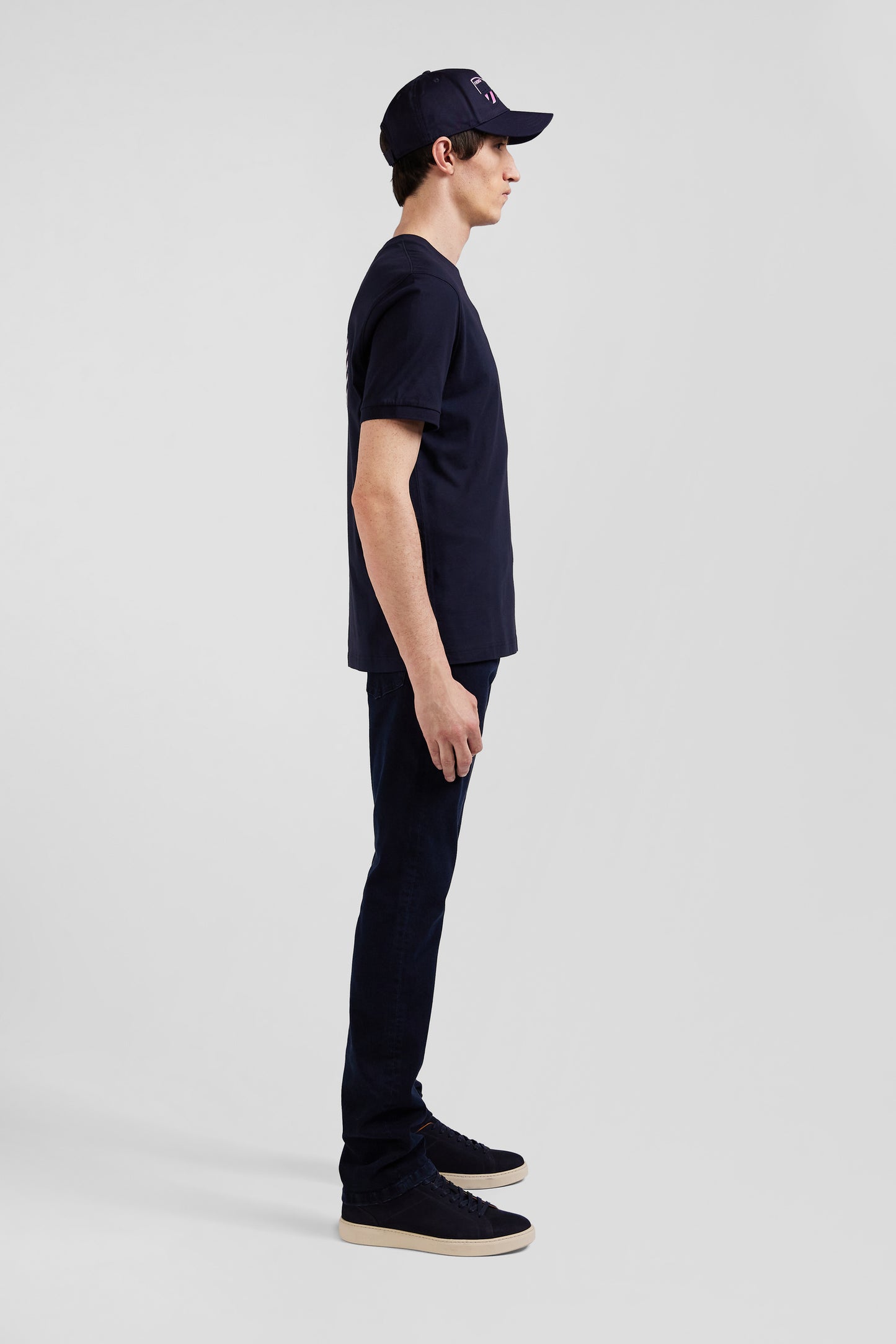 Regular navy short-sleeved cotton T-shirt with striped embroidery