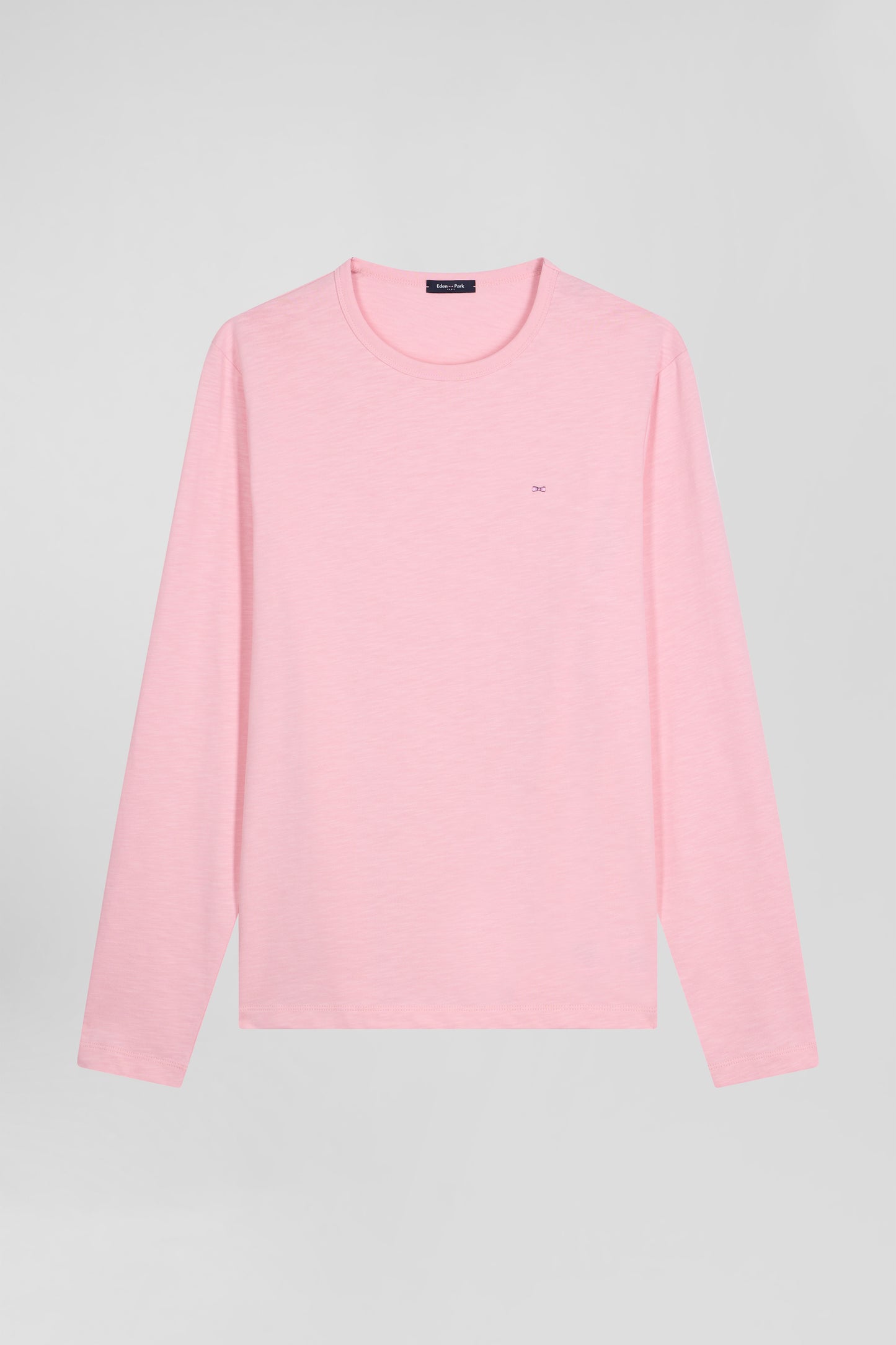 Slim pink long-sleeved cotton T-shirt