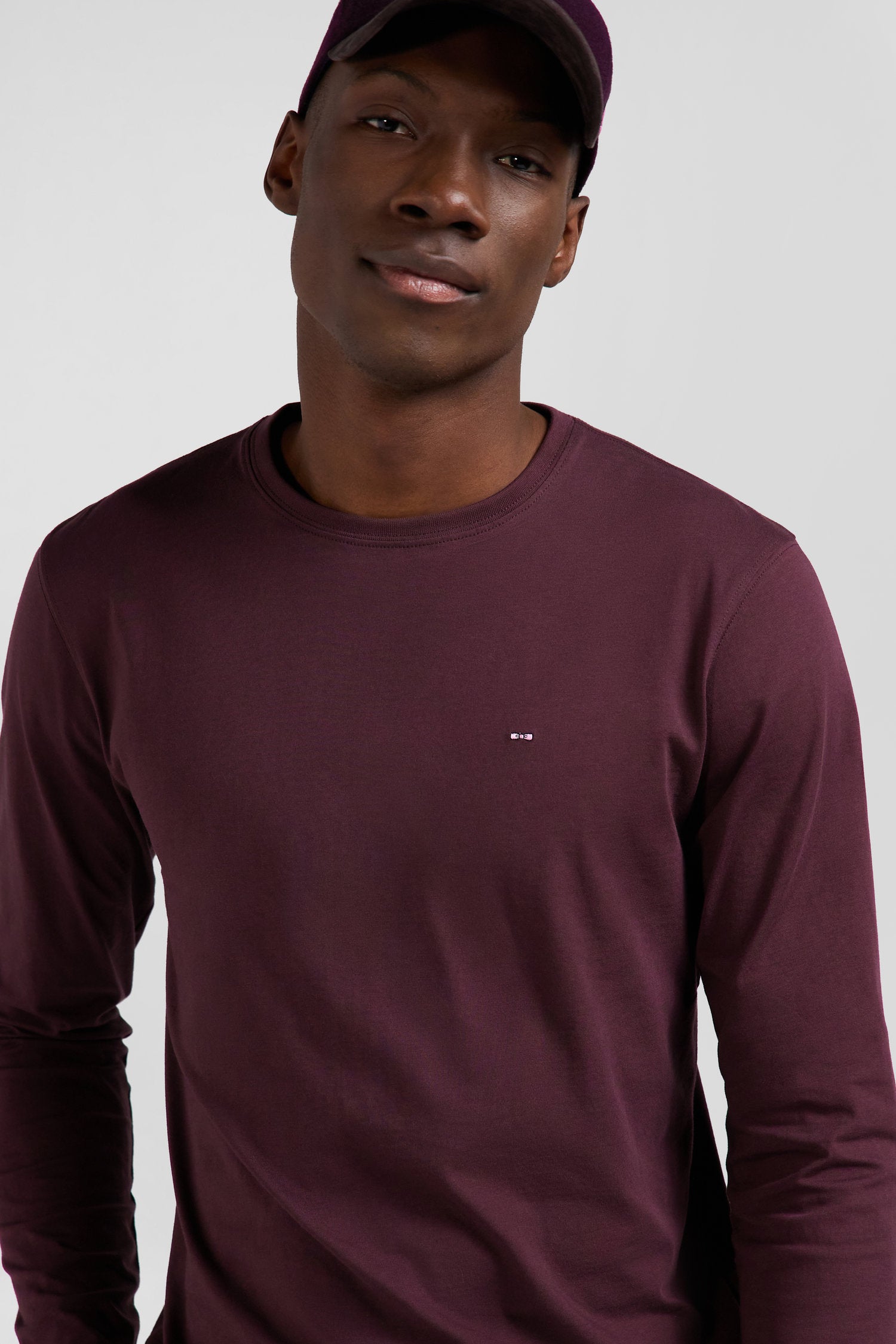 Regular burgundy long-sleeved Pima cotton T-shirt