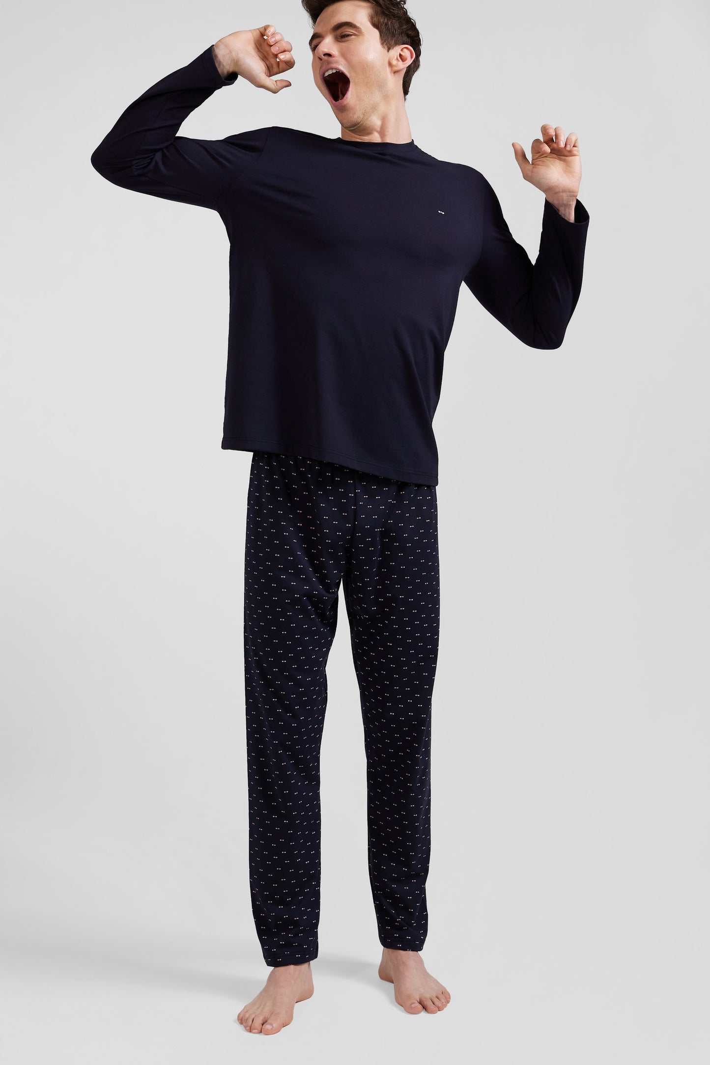 Navy blue long cotton pajamas with micro pattern trousers