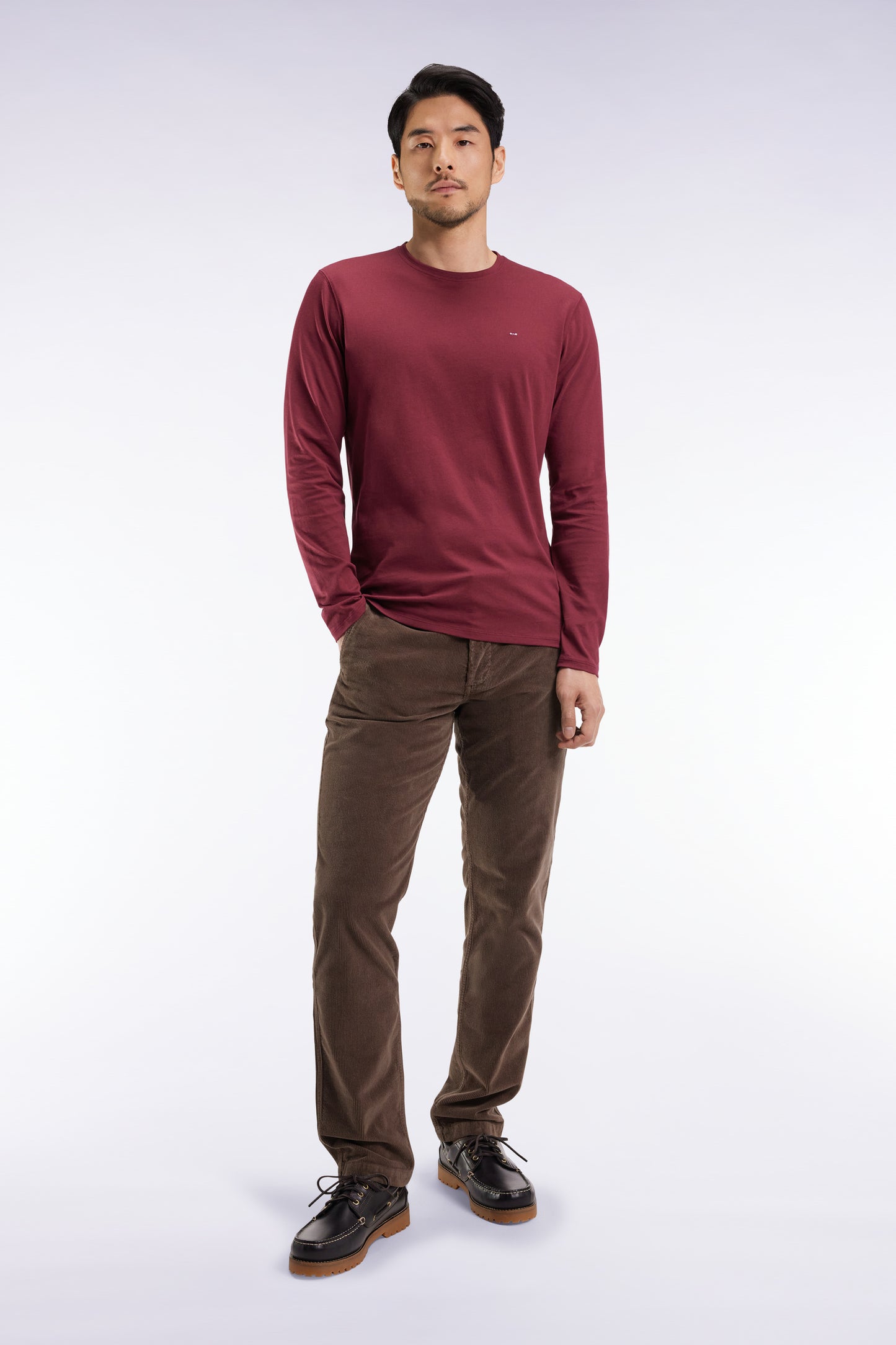 Pantalon chino sans plis en velours stretch kaki