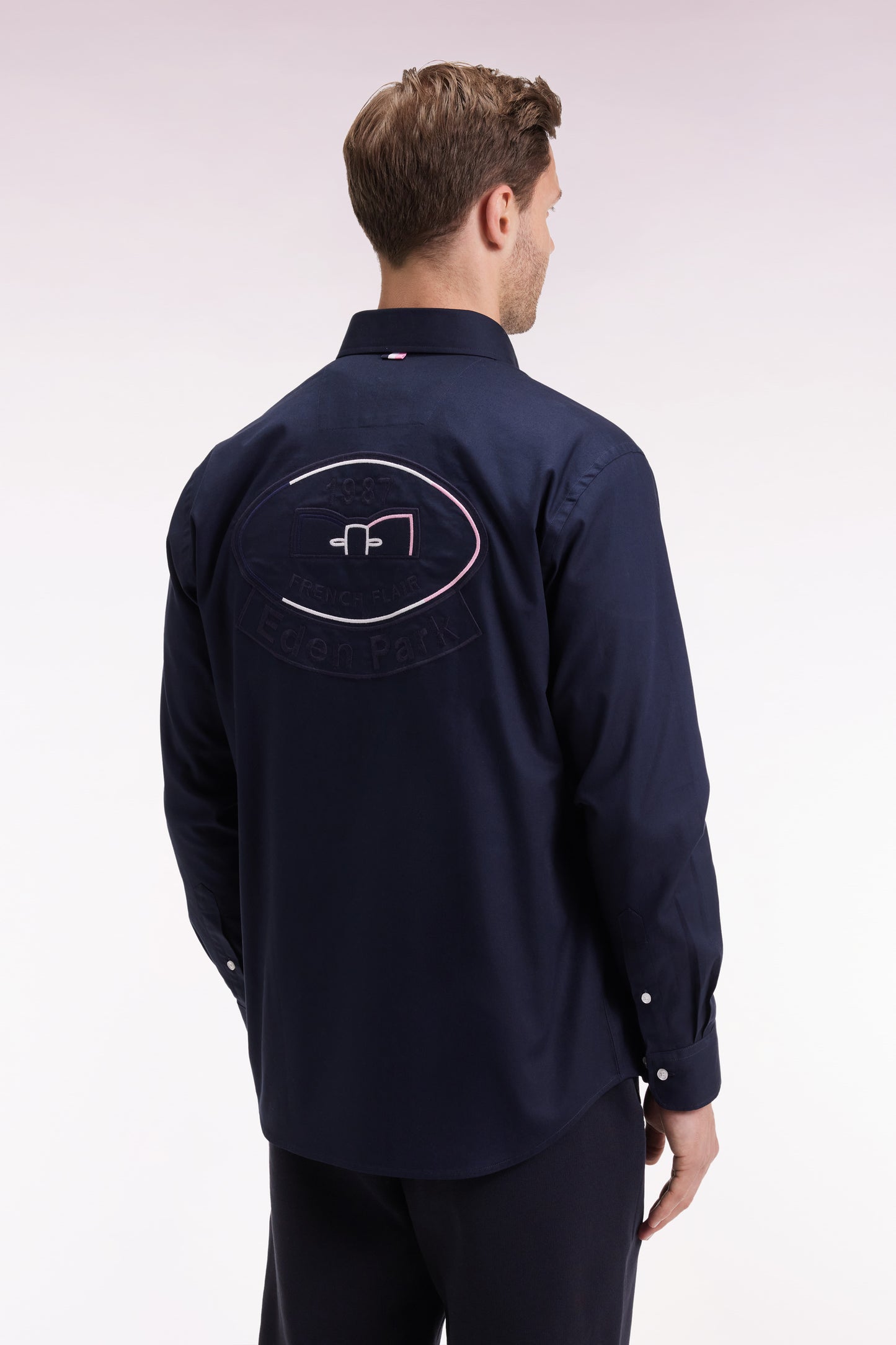 Navy pinpoint cotton shirt, embroidered back, straight cut