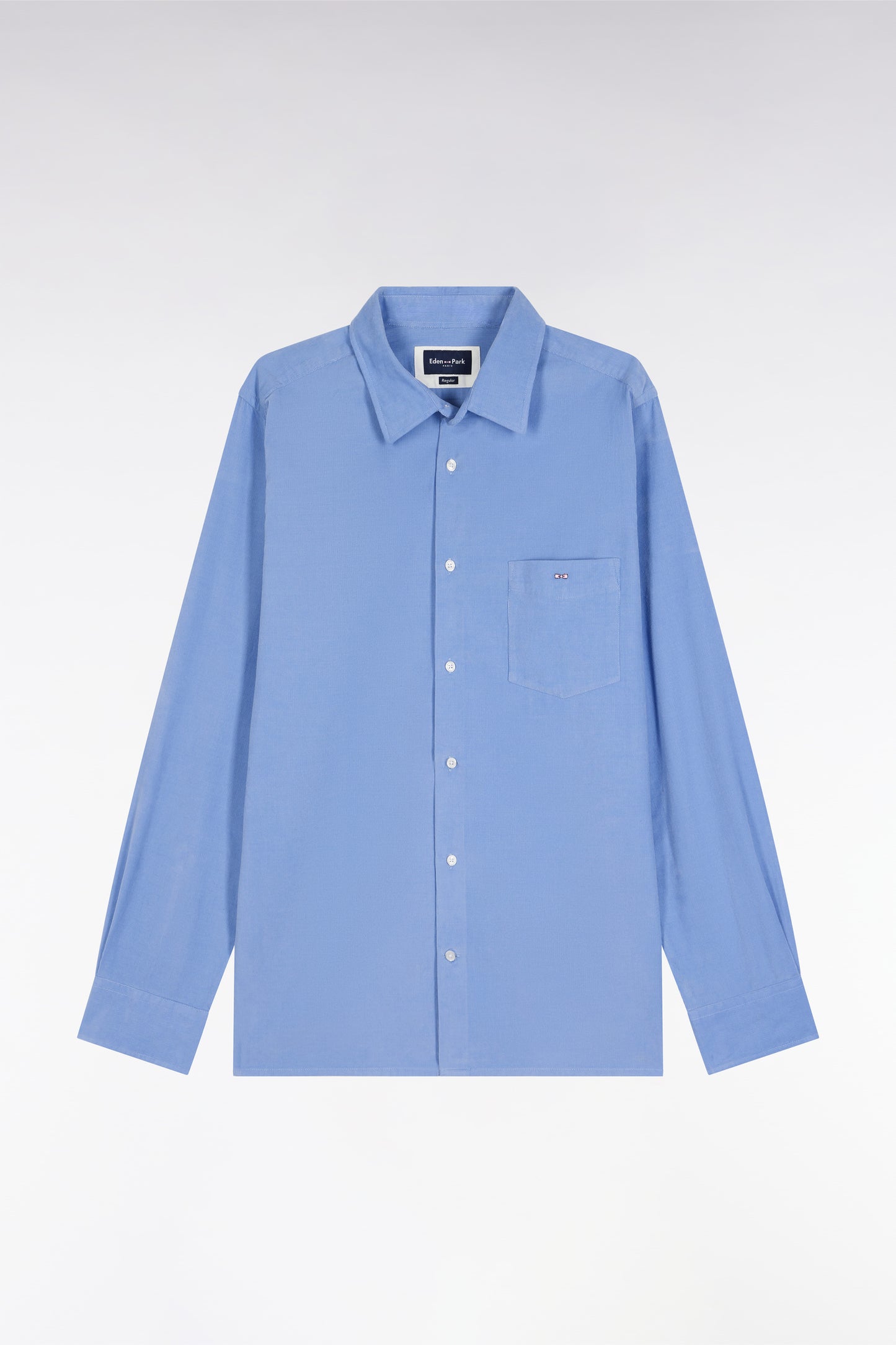 Chemise en velours ciel coupe droite
