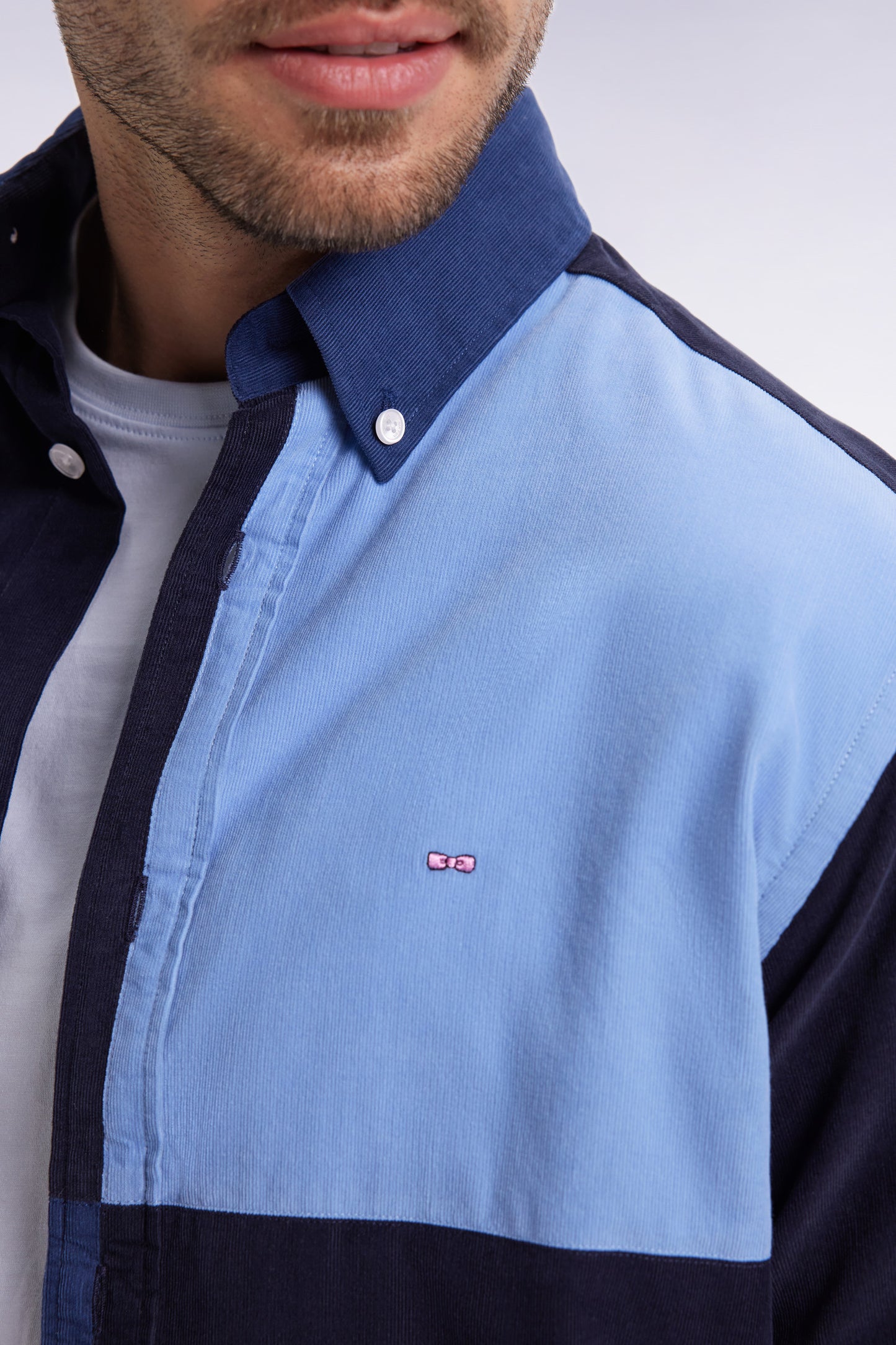 Blue four-diamond straight-cut velvet shirt
