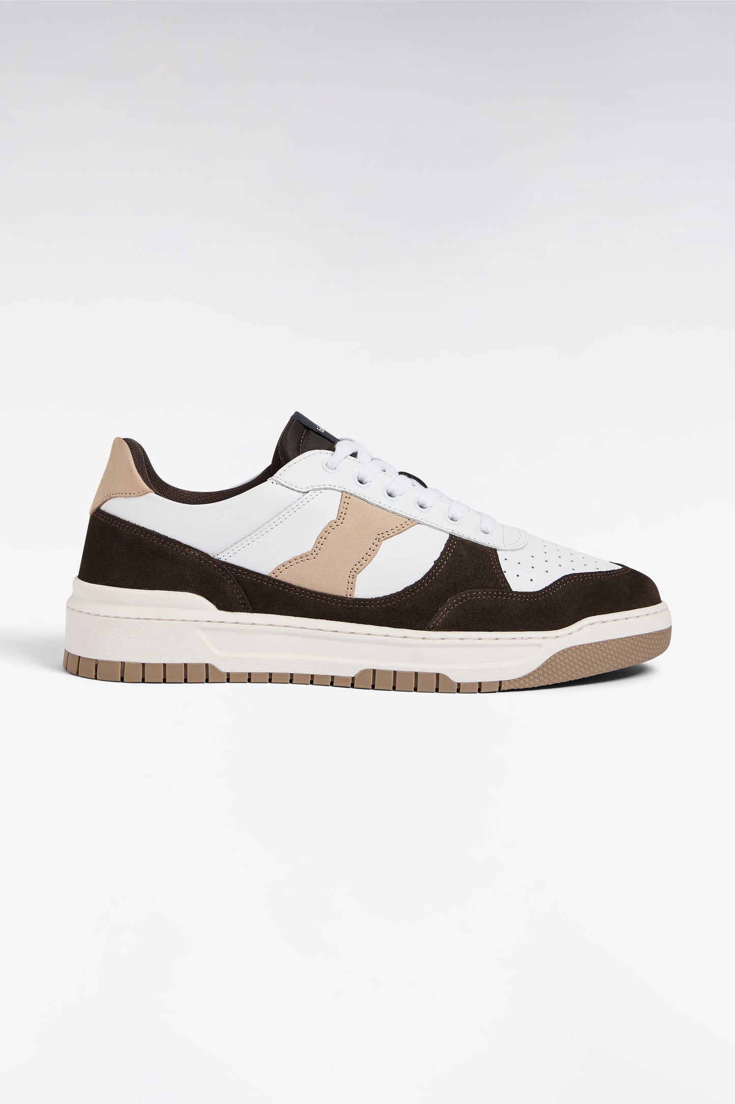 Two-tone sneakers in smooth white leather and brown suede leather