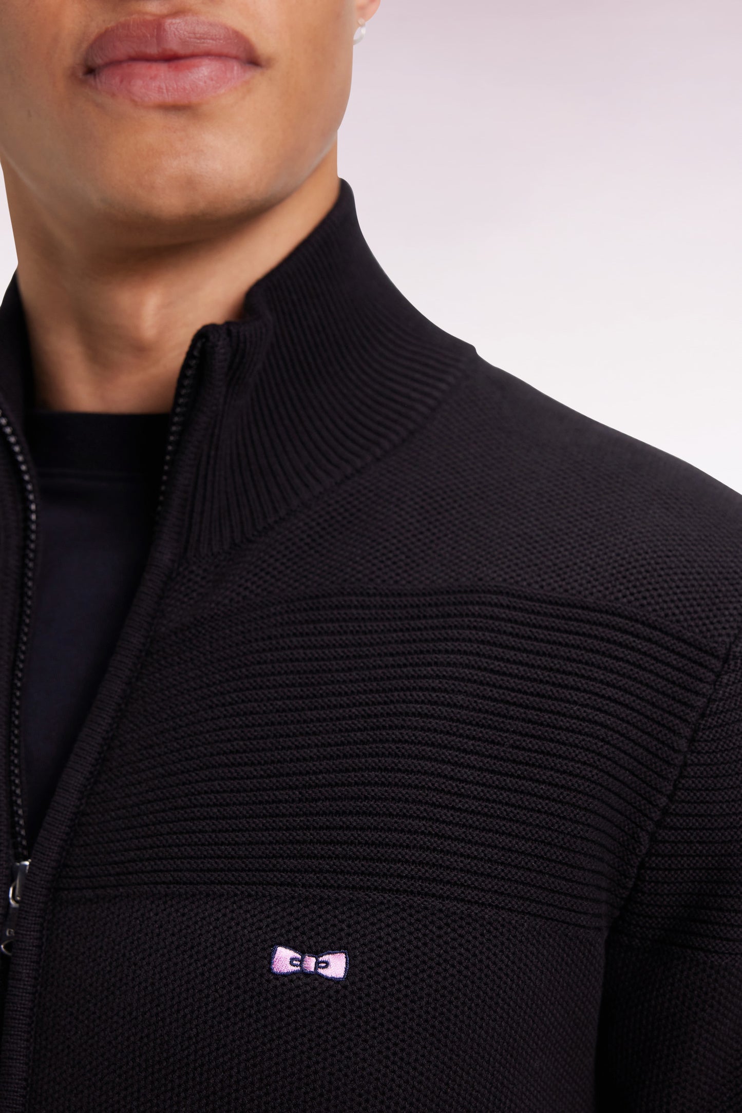 Cardigan zippé en coton nid d'abeille noir coupe droite