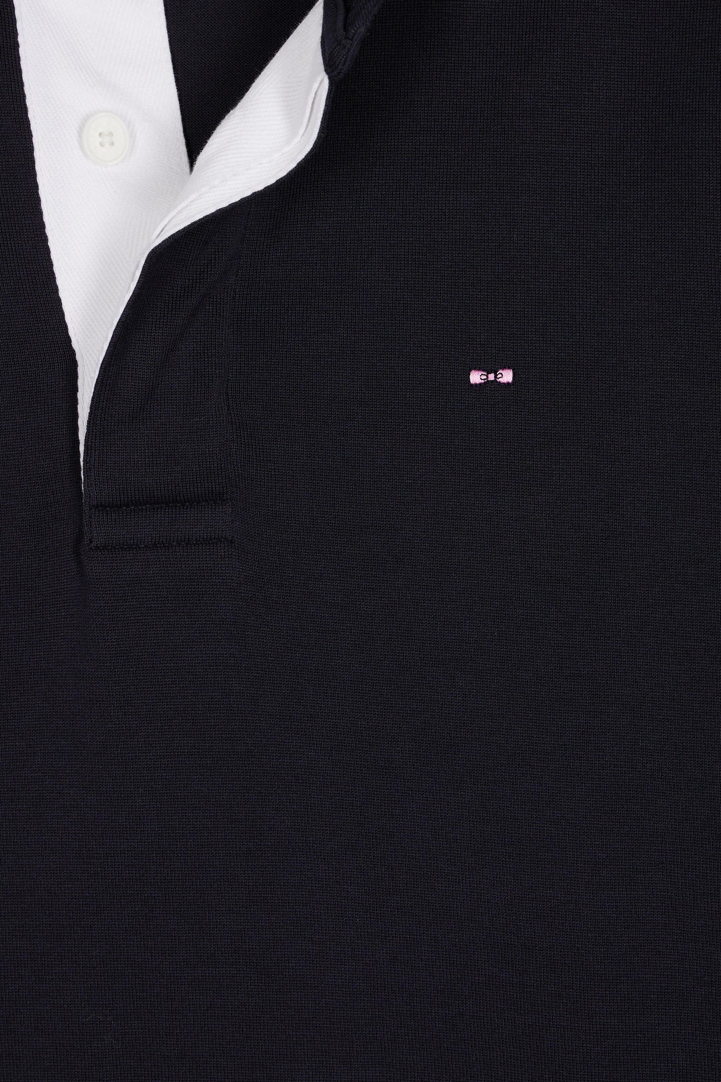 Long-sleeved navy jersey jersey with striped under collar