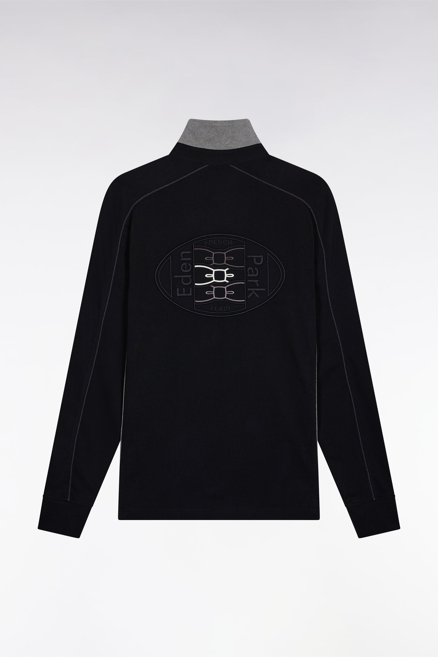 Long-sleeved jersey in thick black cotton with piping, straight cut