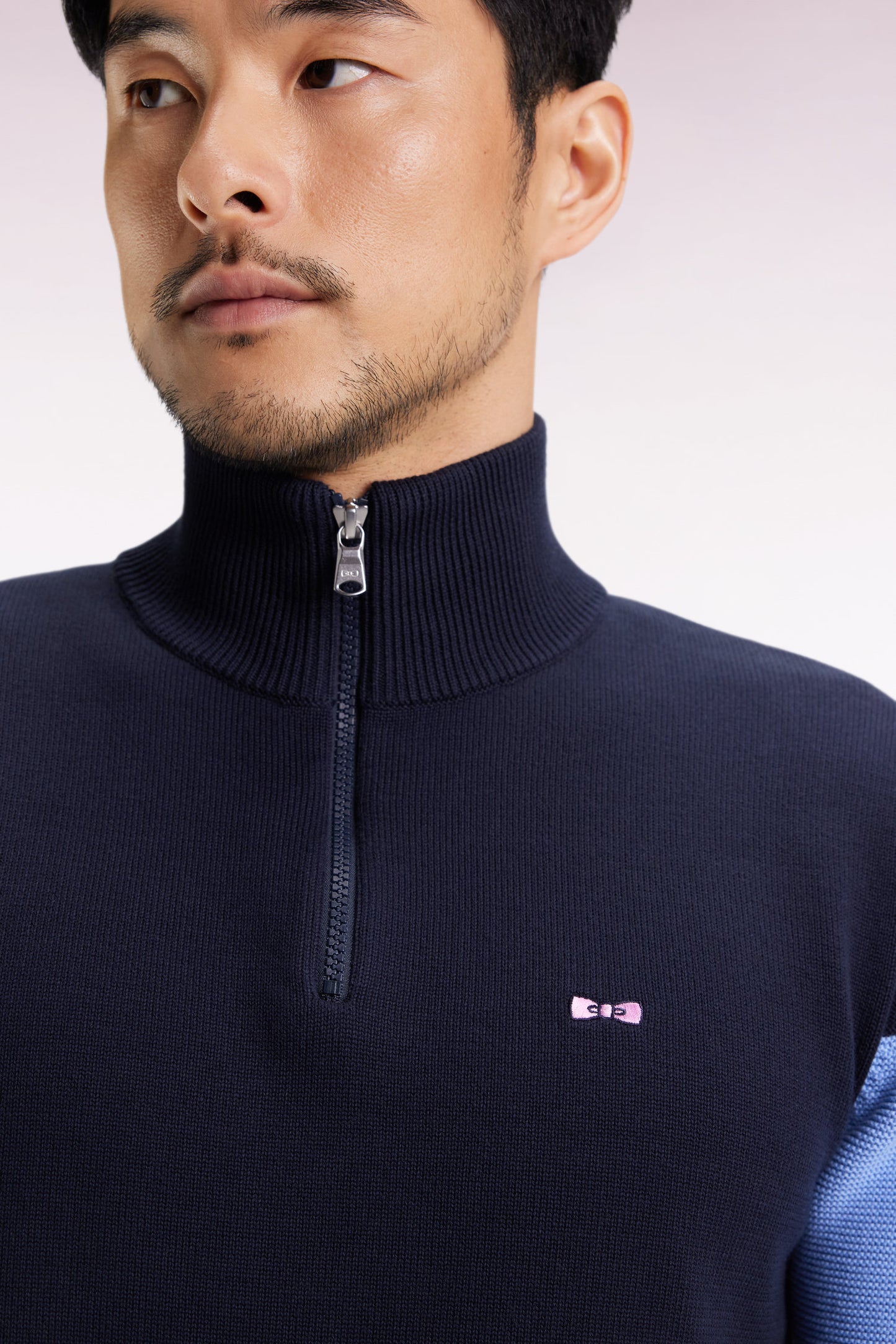 Navy cotton trucker-neck sweater with sky back embroidery