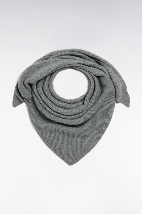 Écharpe triangle en laine vierge et cachemire grise - Image 1