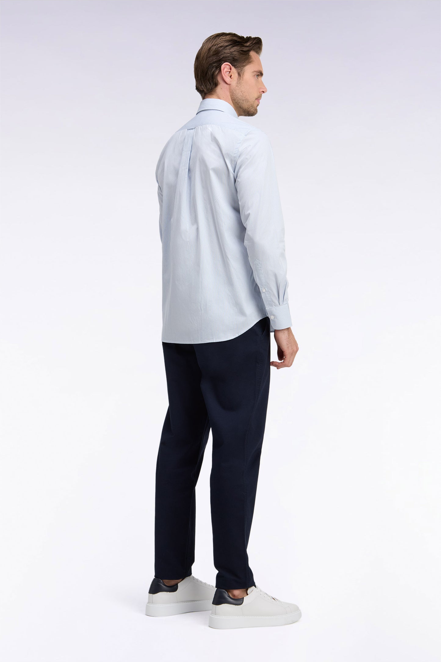 Pantalon chino sans plis en piqué de coton stretch marine coupe regular