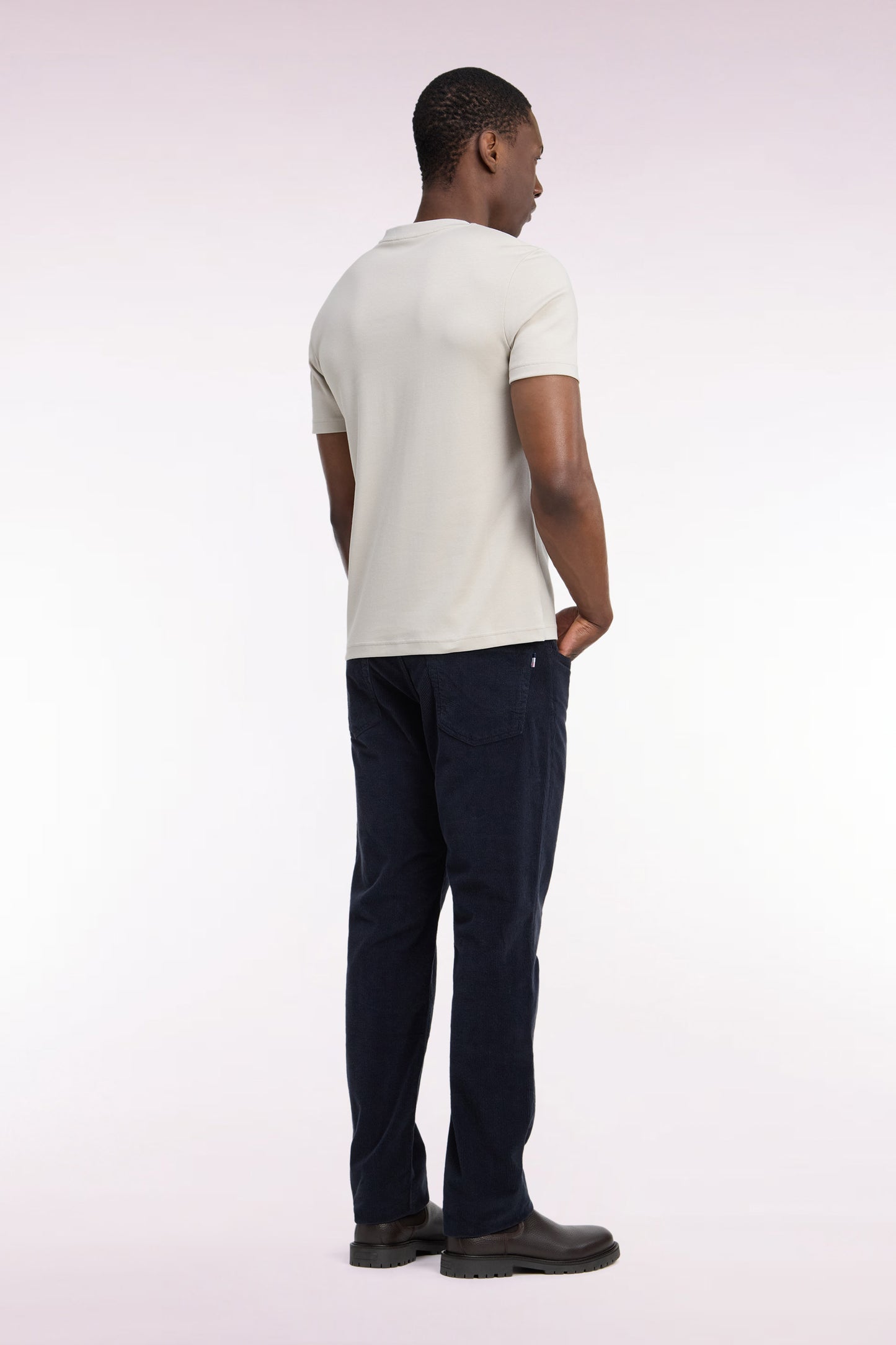 Pantalon 5 poches en velours côtelé marine coupe regular