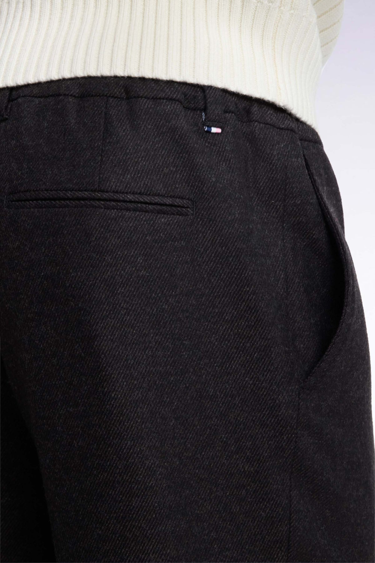 Modern fit brown lightweight felt elasticated waist pants