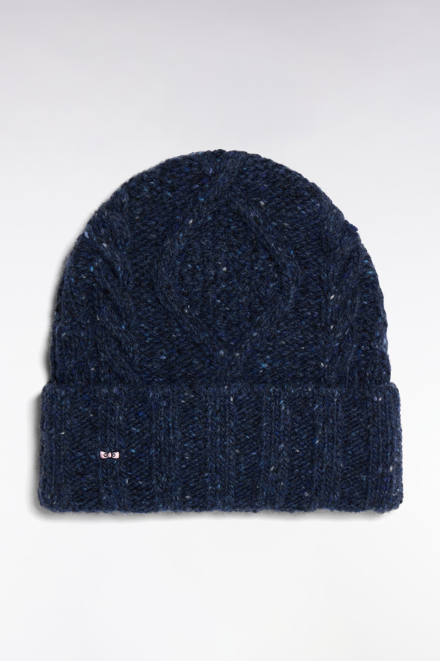 Bonnet en maille torsadée marine