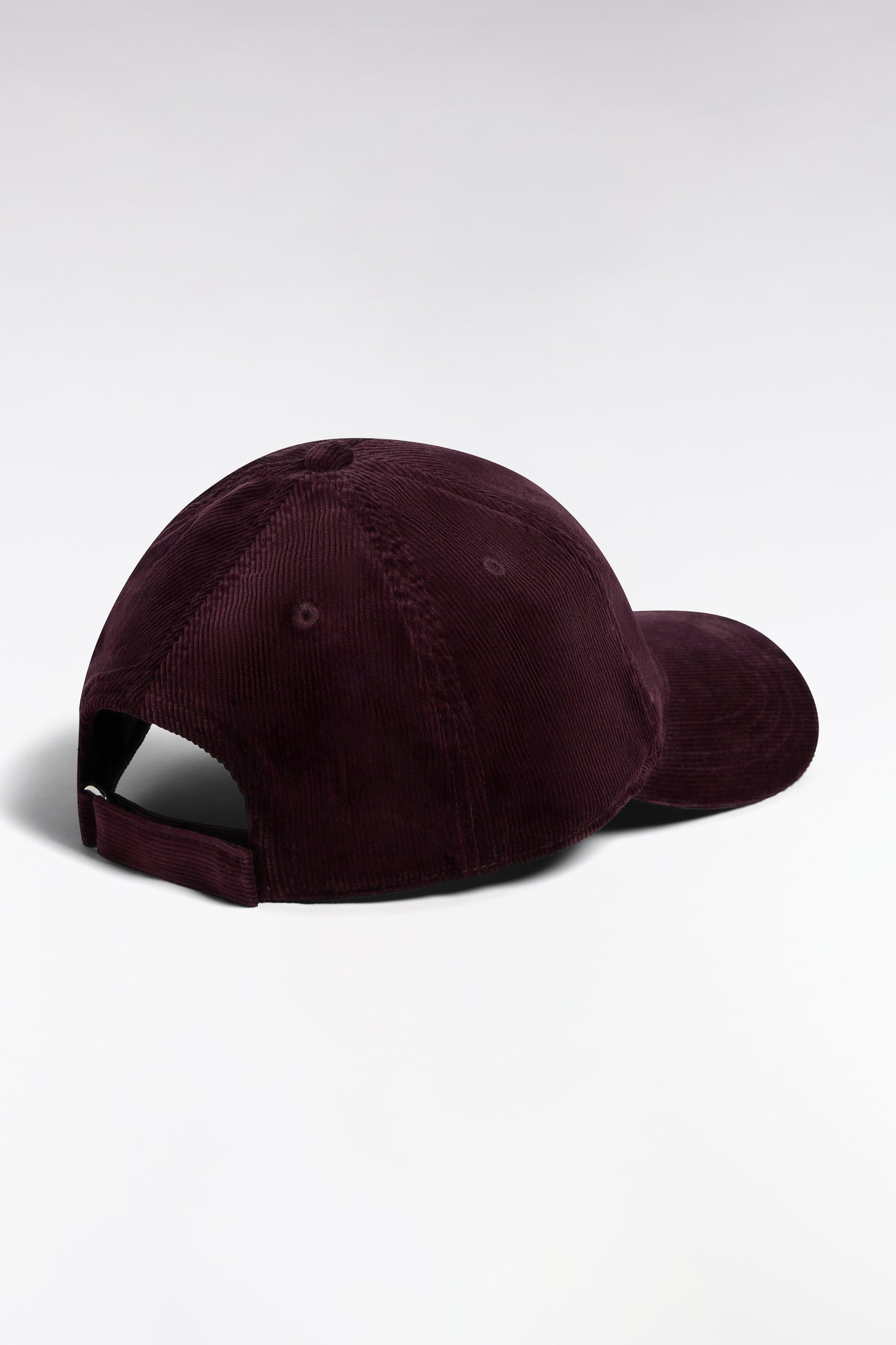 Casquette en velours côtelé marron