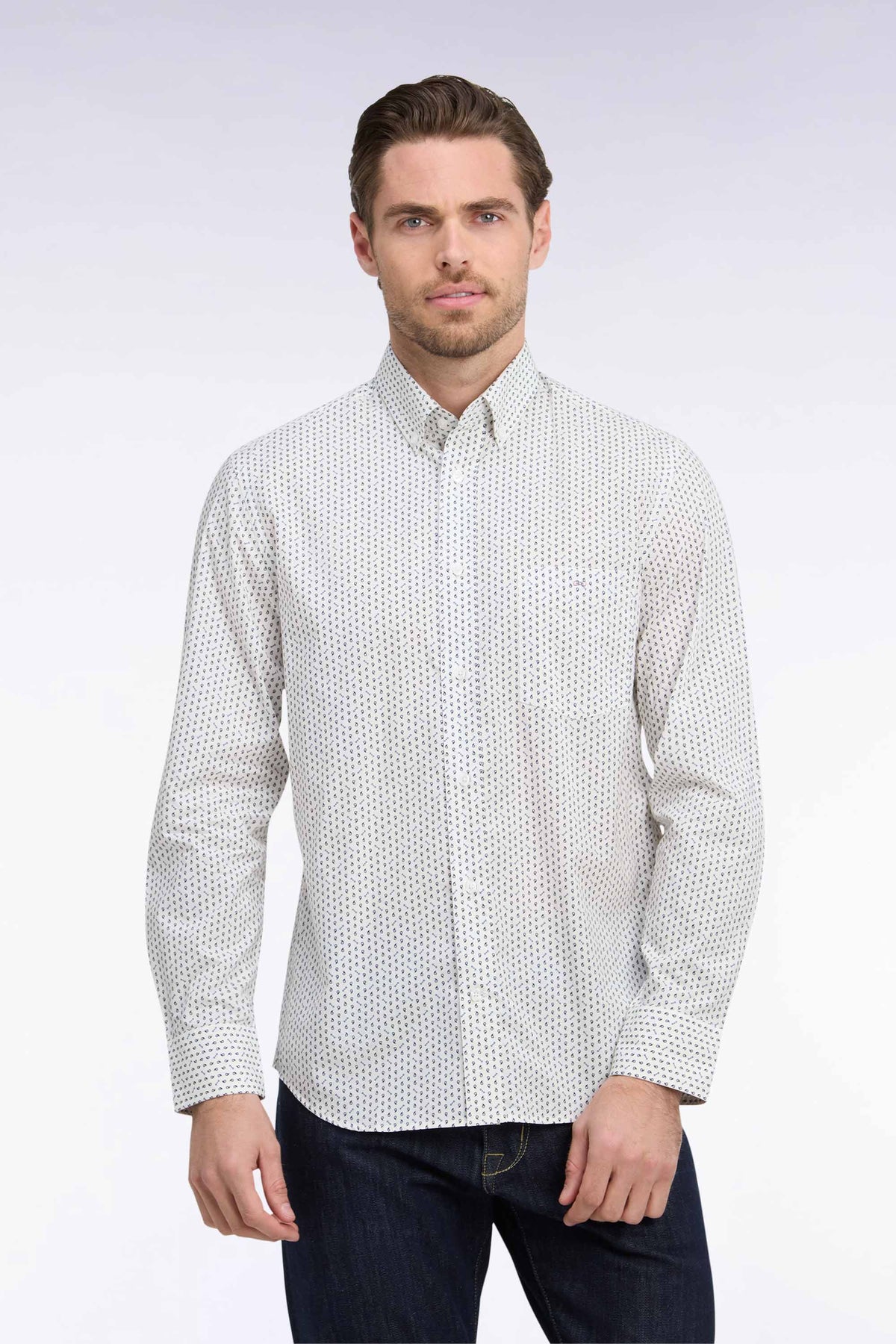 White cotton poplin shirt with blue micro-patterns, straight cut