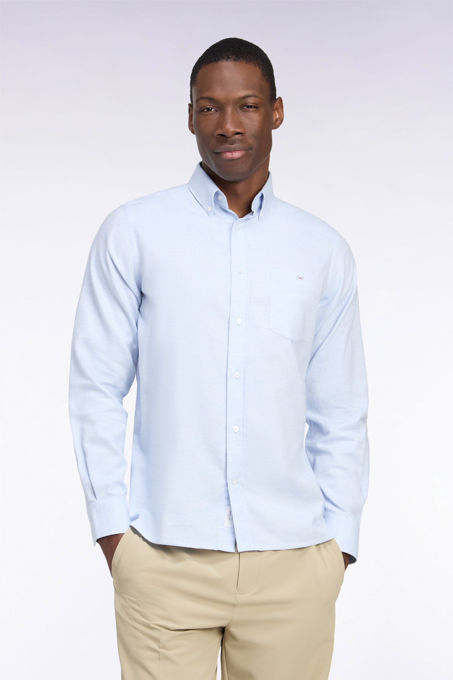 Chemise unie en coton gris coupe droite