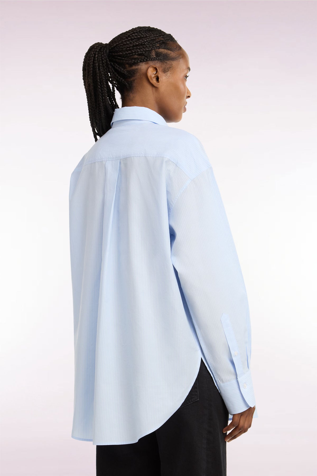 Chemise en coton ciel à rayures blanches coupe oversized