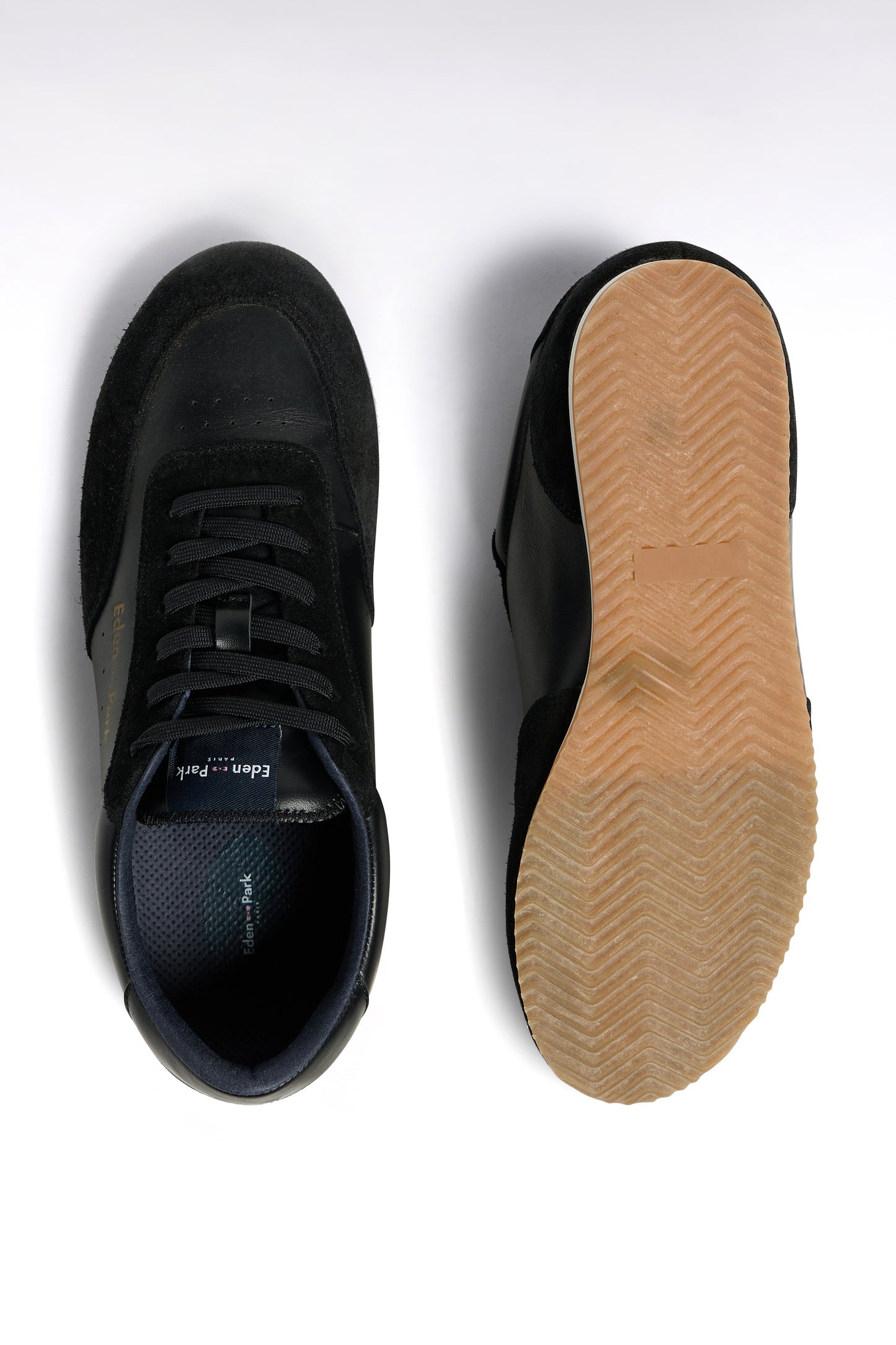 Baskets basses en cuir noir