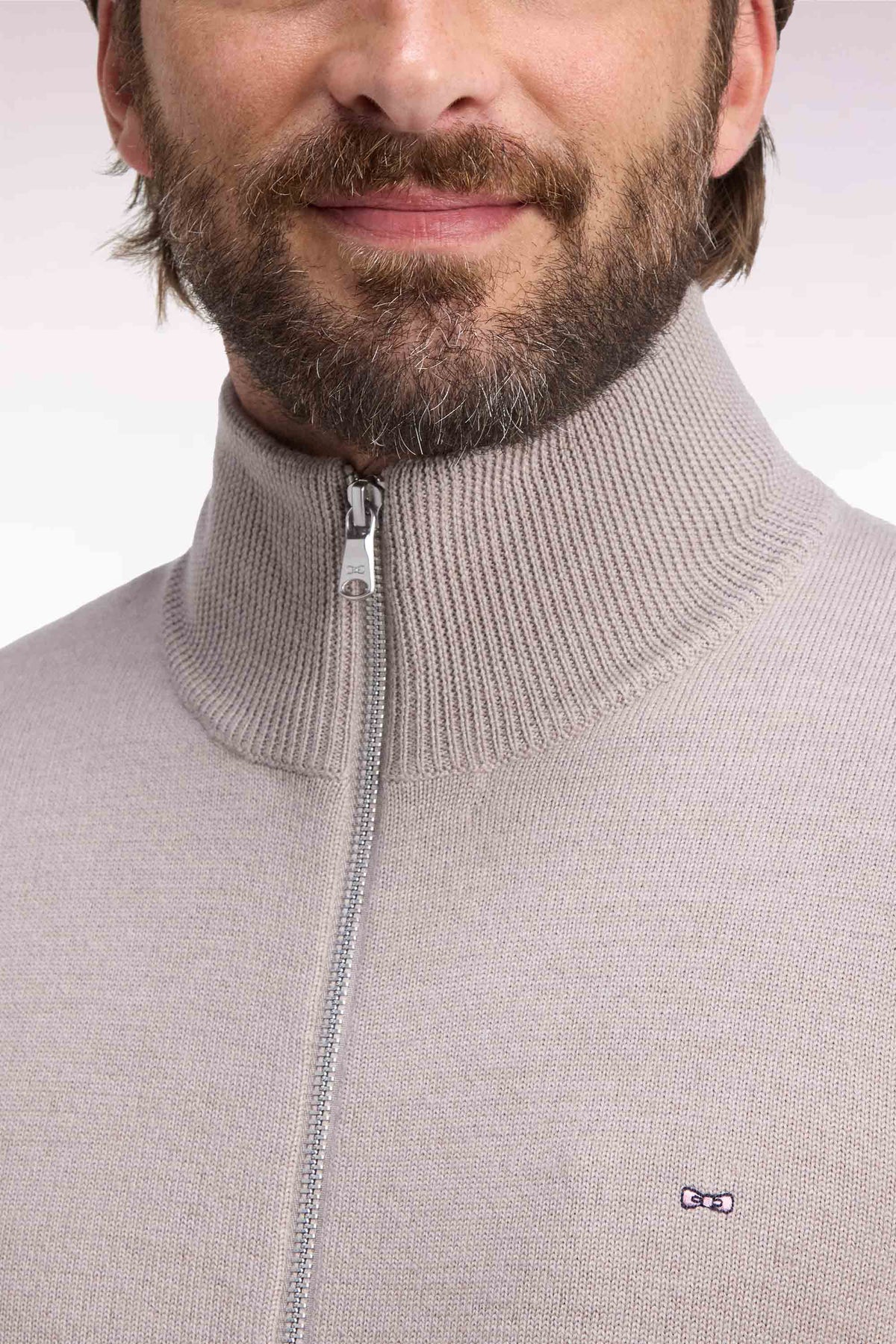 Beige merino wool zipped cardigan with striped sleeves, straight cut