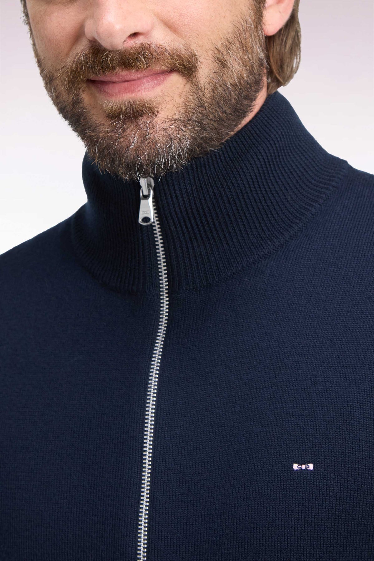 Navy merino wool zipped cardigan with striped sleeves, straight fit