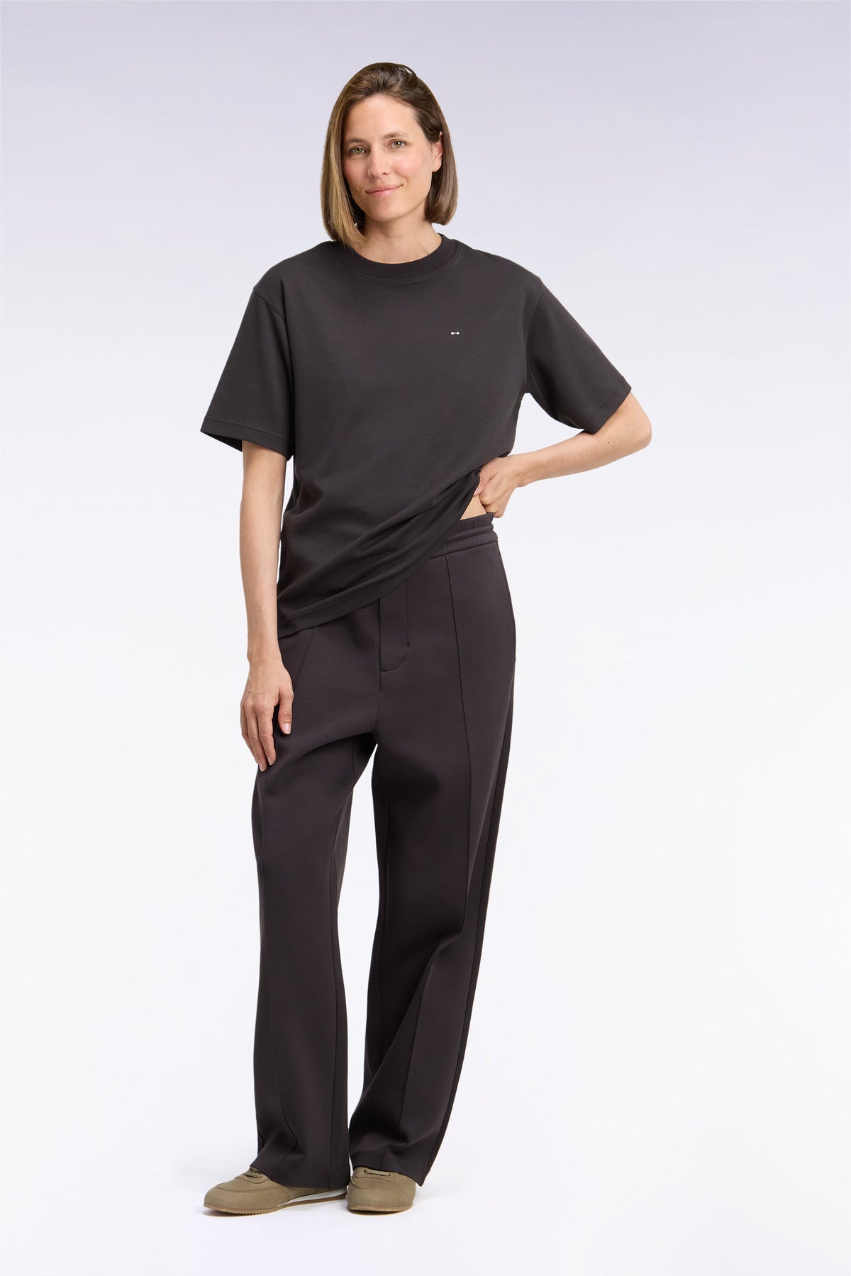 Loose fit brown unisex jogging pants