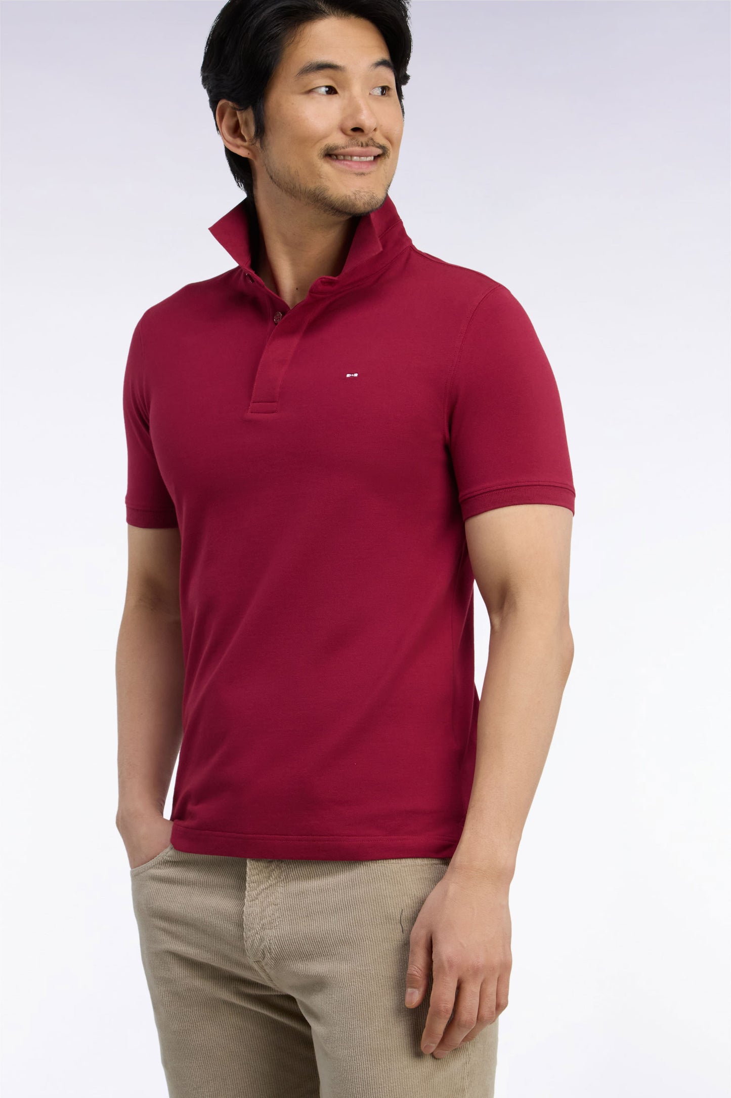 Polo manches courtes en coton stretch rouge coupe ajustée