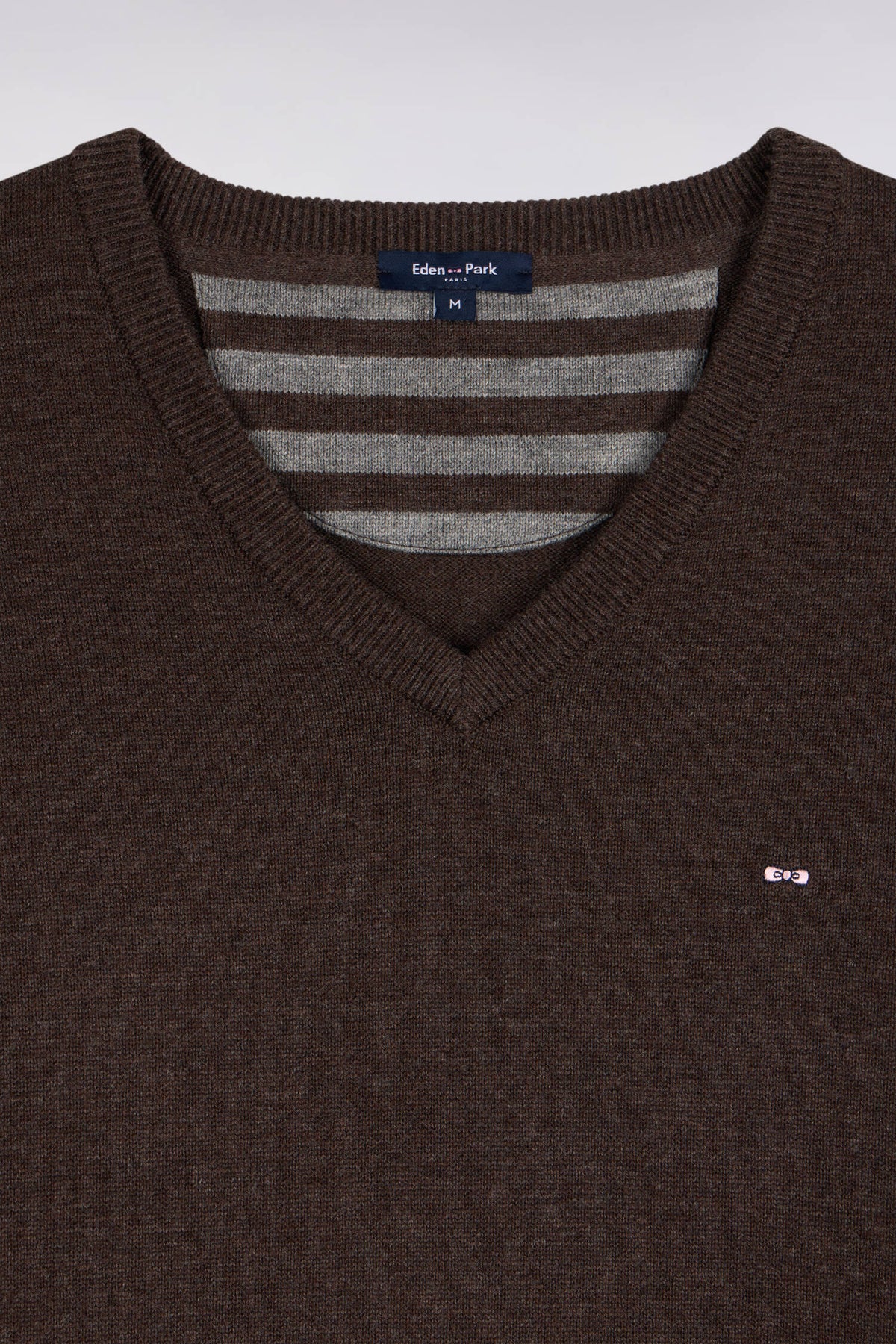Straight cut brown wool and cotton V-neck sweater